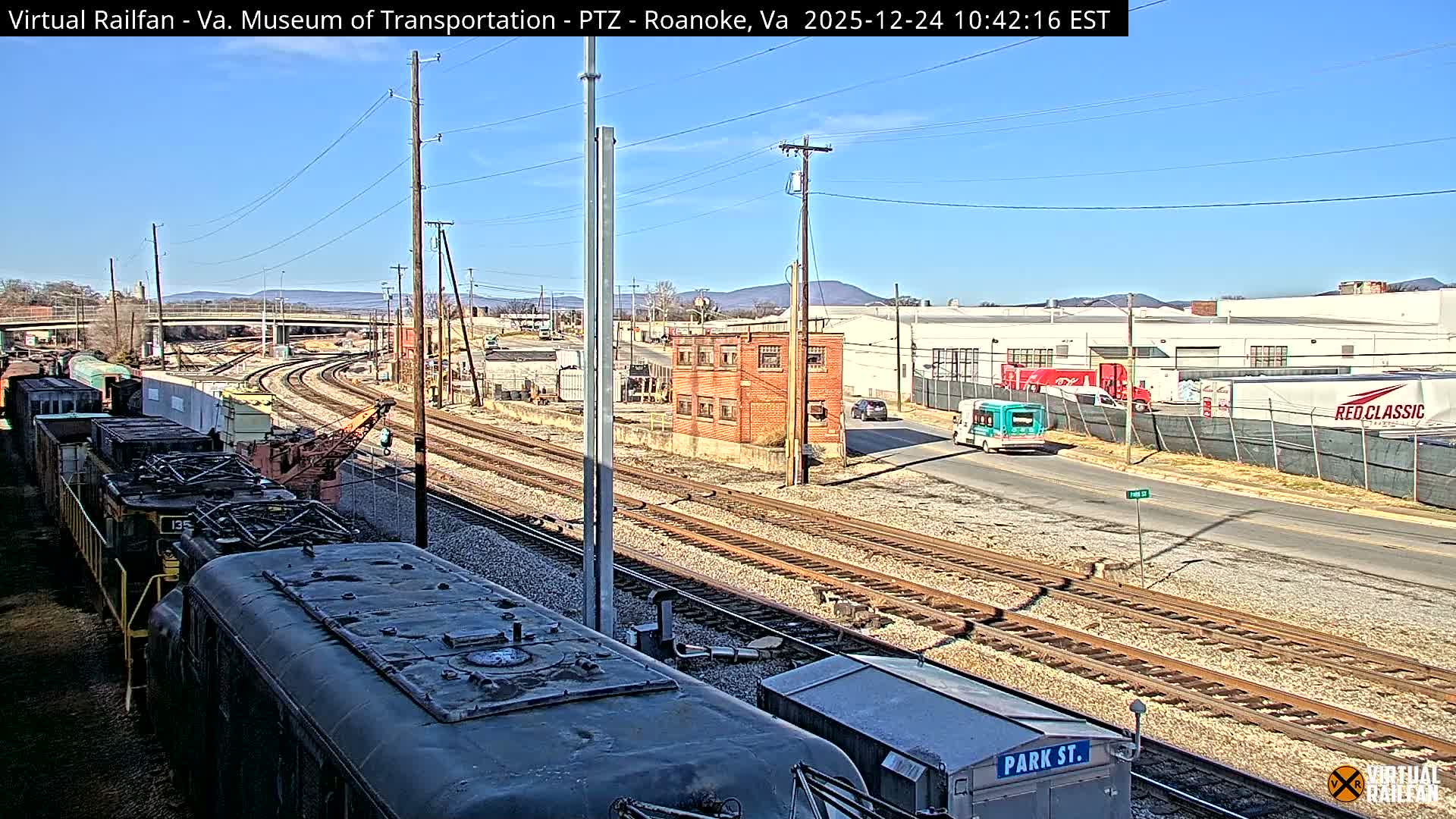 Roanoke Train Depot & Railroad Live Cam - Roanoke Downtown, Roanoke, Virginia, USA 
