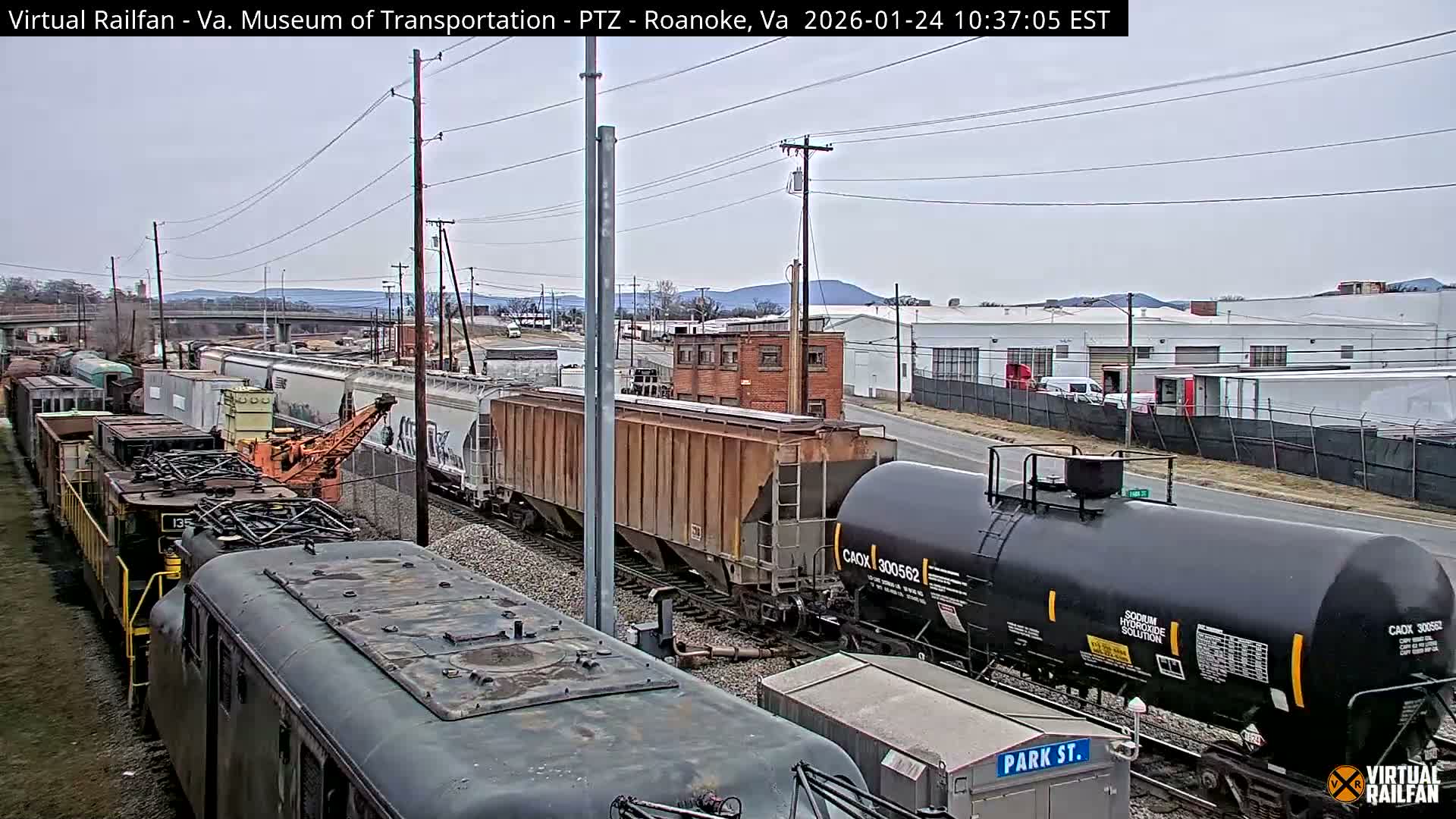 Roanoke Train Depot & Railroad Live Cam - Roanoke Downtown, Roanoke, Virginia, USA 