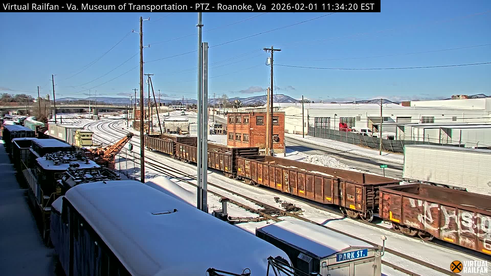 Roanoke Train Depot & Railroad Live Cam - Roanoke Downtown, Roanoke, Virginia, USA 
