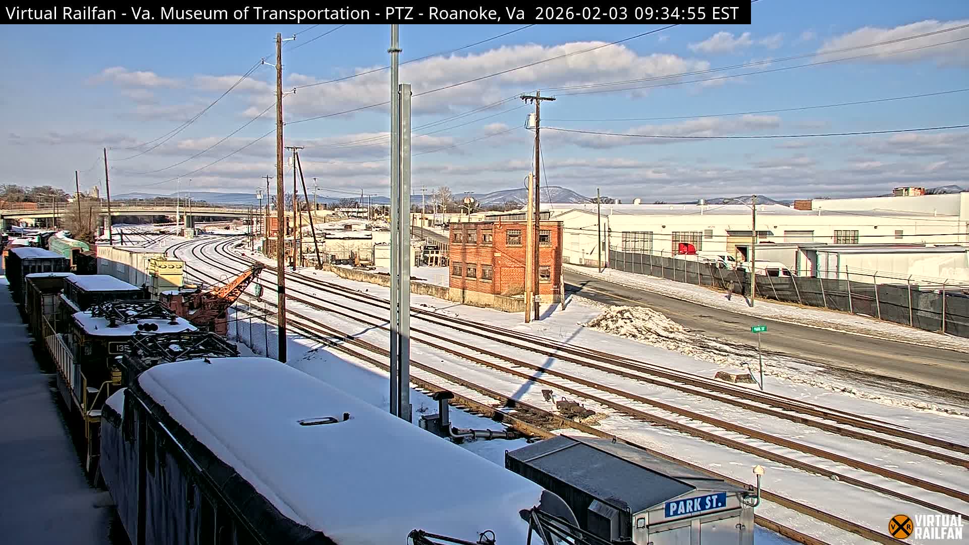 Roanoke Train Depot & Railroad Live Cam - Roanoke Downtown, Roanoke, Virginia, USA 
