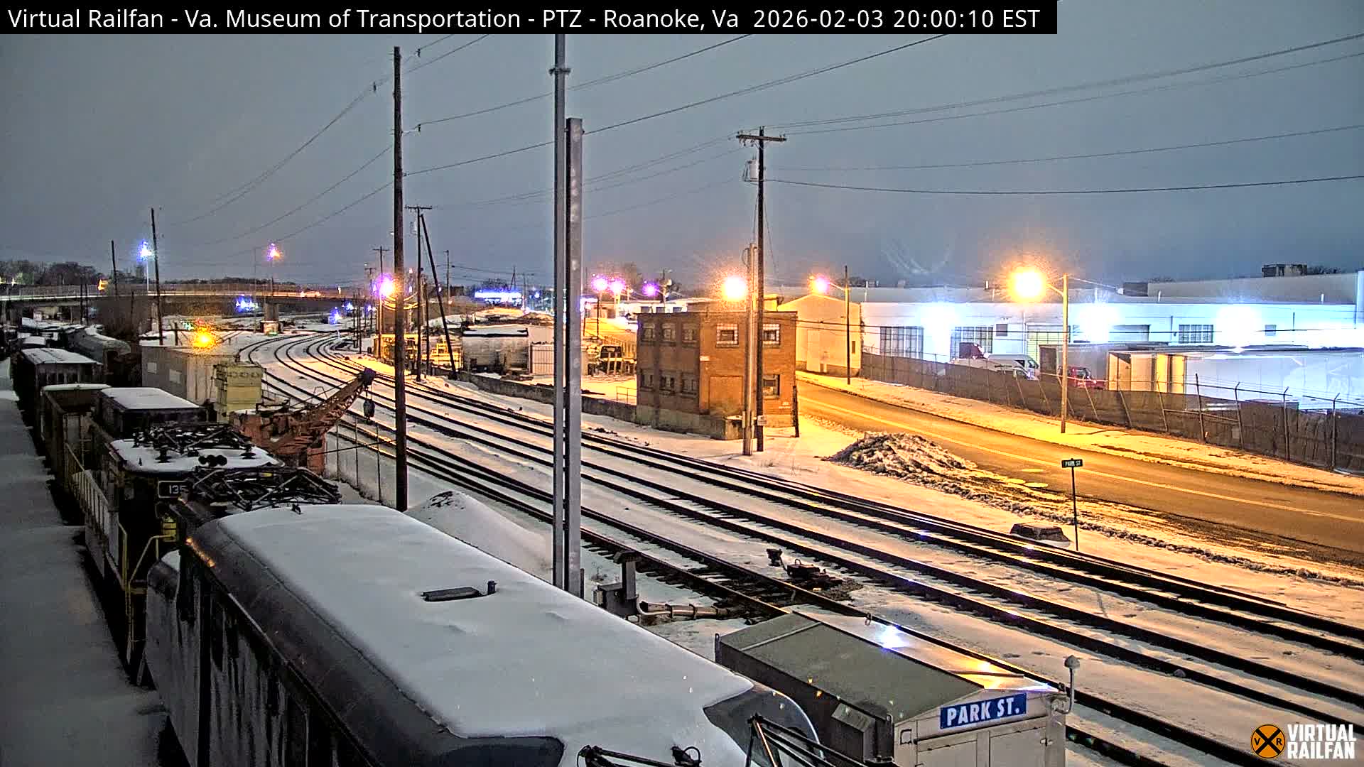 Roanoke Train Depot & Railroad Live Cam - Roanoke Downtown, Roanoke, Virginia, USA 