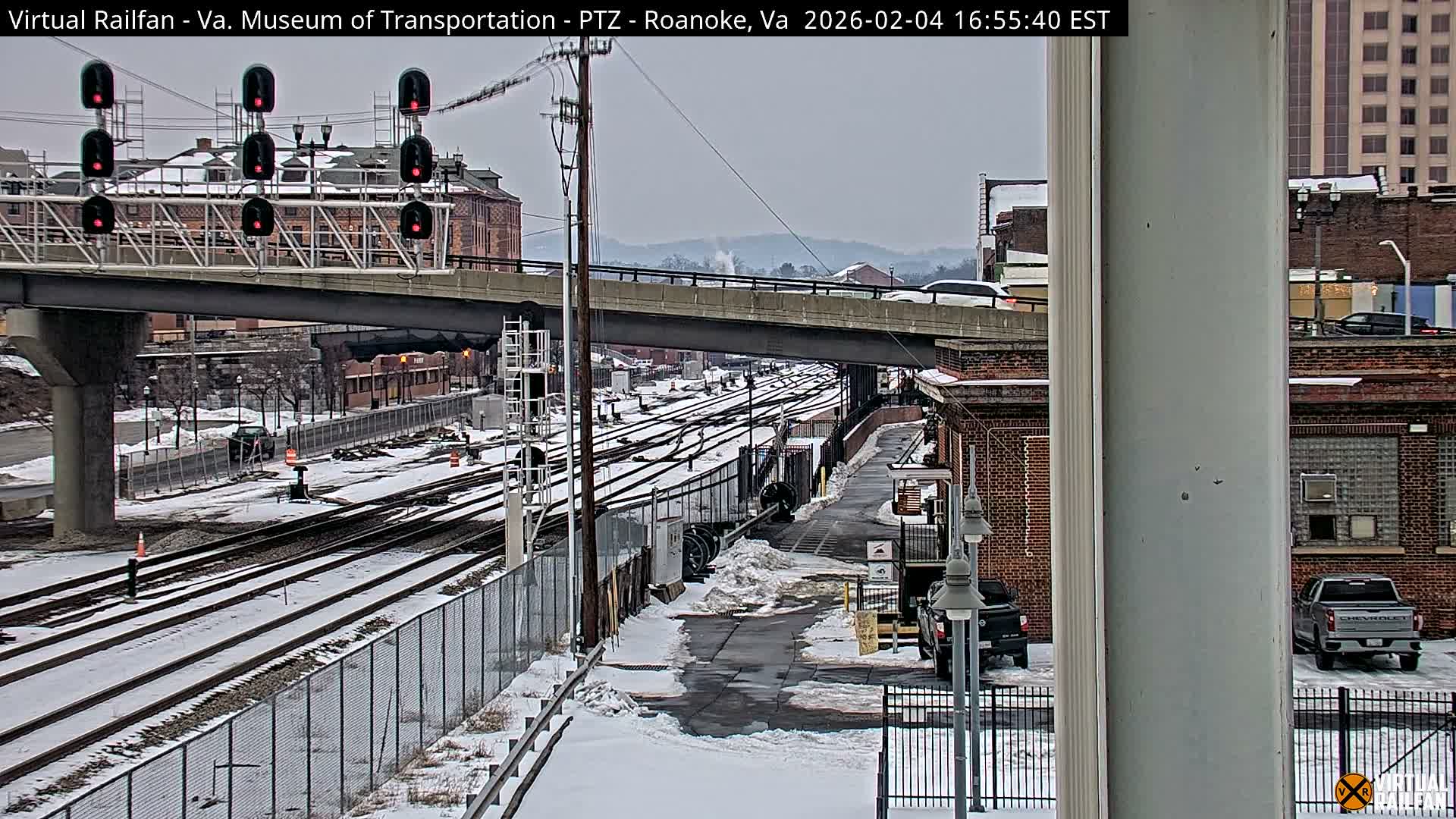 Roanoke Train Depot & Railroad Live Cam - Roanoke Downtown, Roanoke, Virginia, USA 
