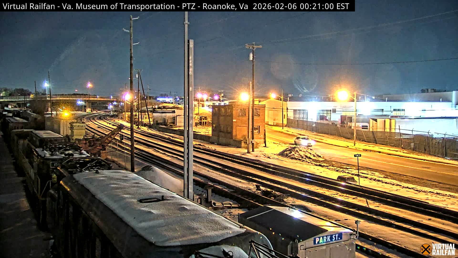 Roanoke Train Depot & Railroad Live Cam - Roanoke Downtown, Roanoke, Virginia, USA 
