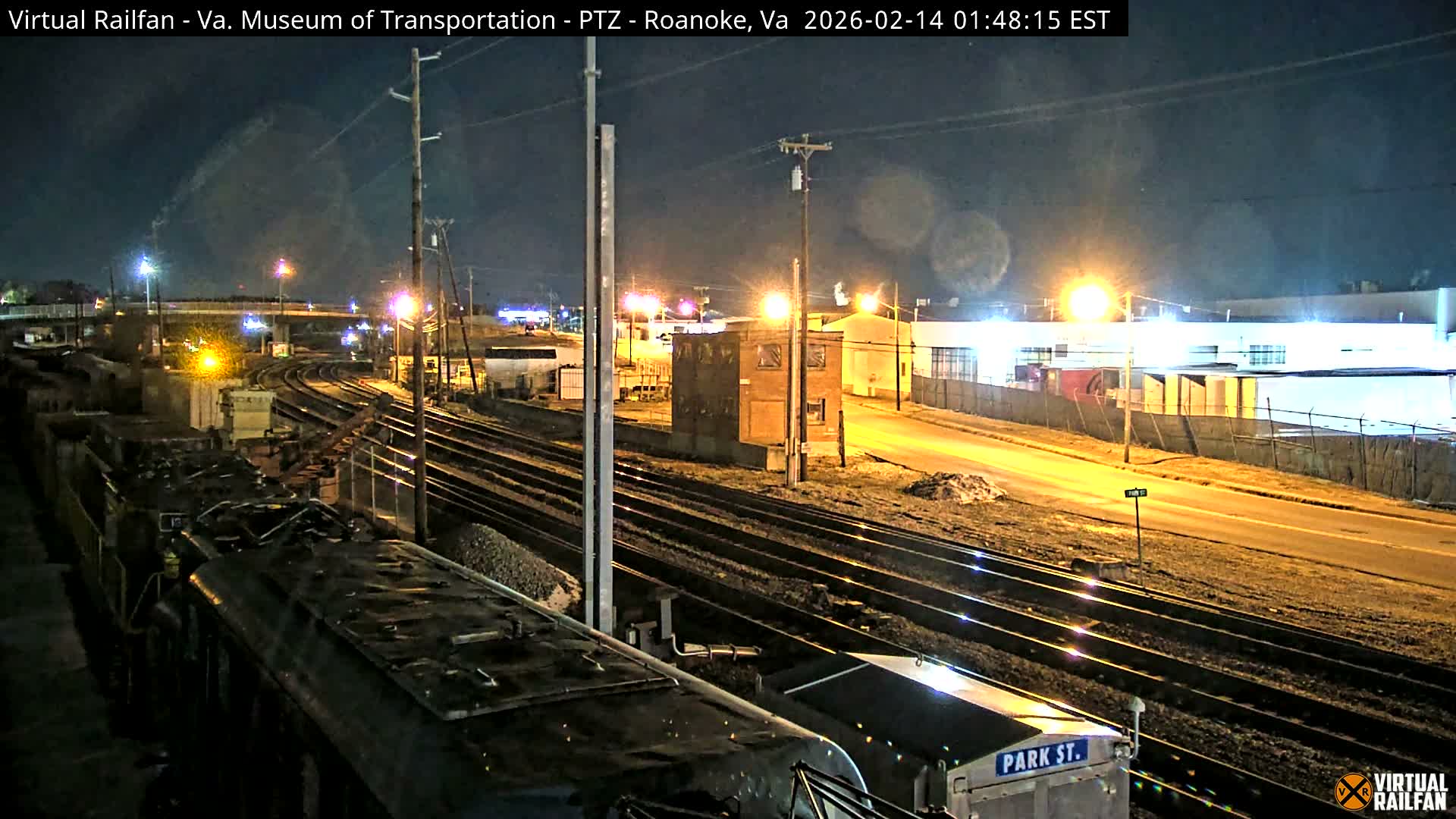 Roanoke Train Depot & Railroad Live Cam - Roanoke Downtown, Roanoke, Virginia, USA 