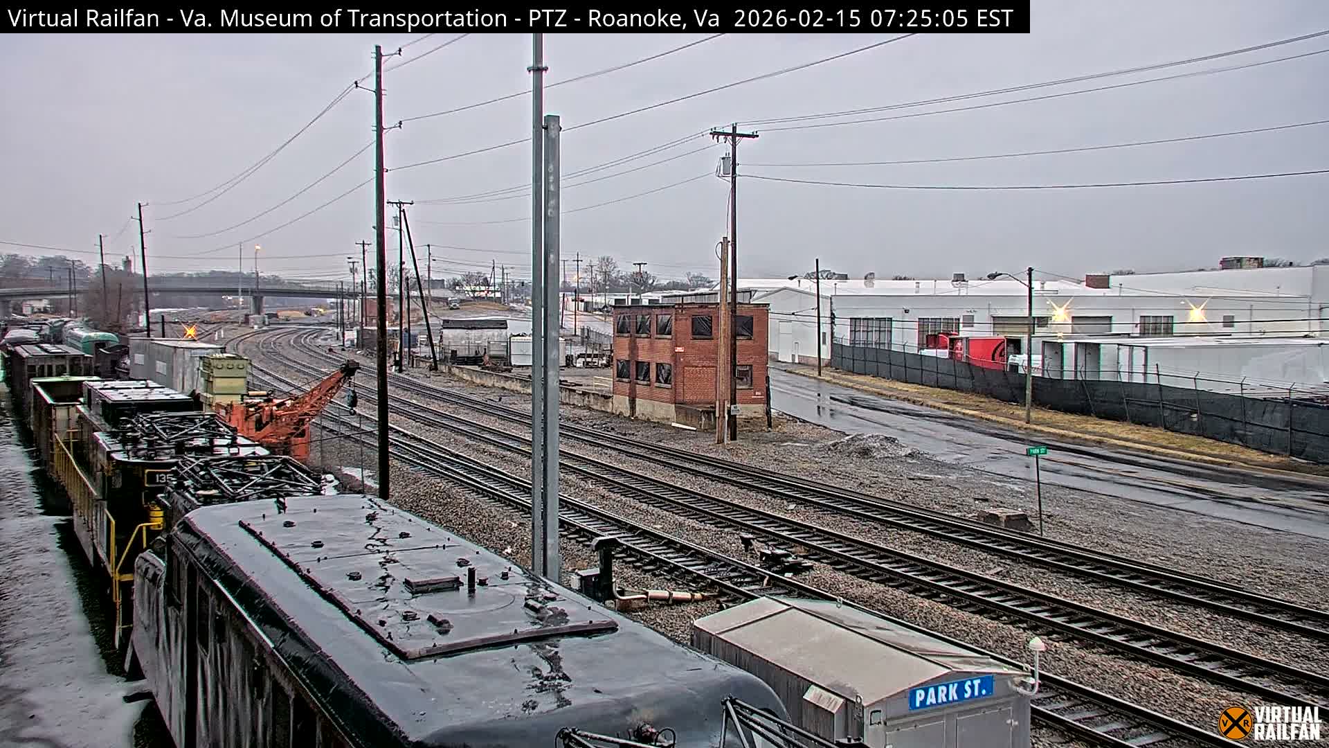 Roanoke Train Depot & Railroad Live Cam - Roanoke Downtown, Roanoke, Virginia, USA 