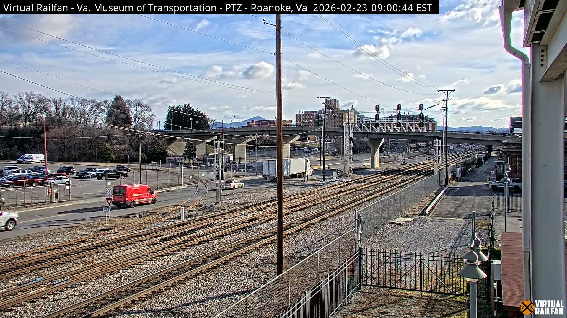 Roanoke Train Depot & Railroad Live Cam - Roanoke Downtown, Roanoke, Virginia, USA 