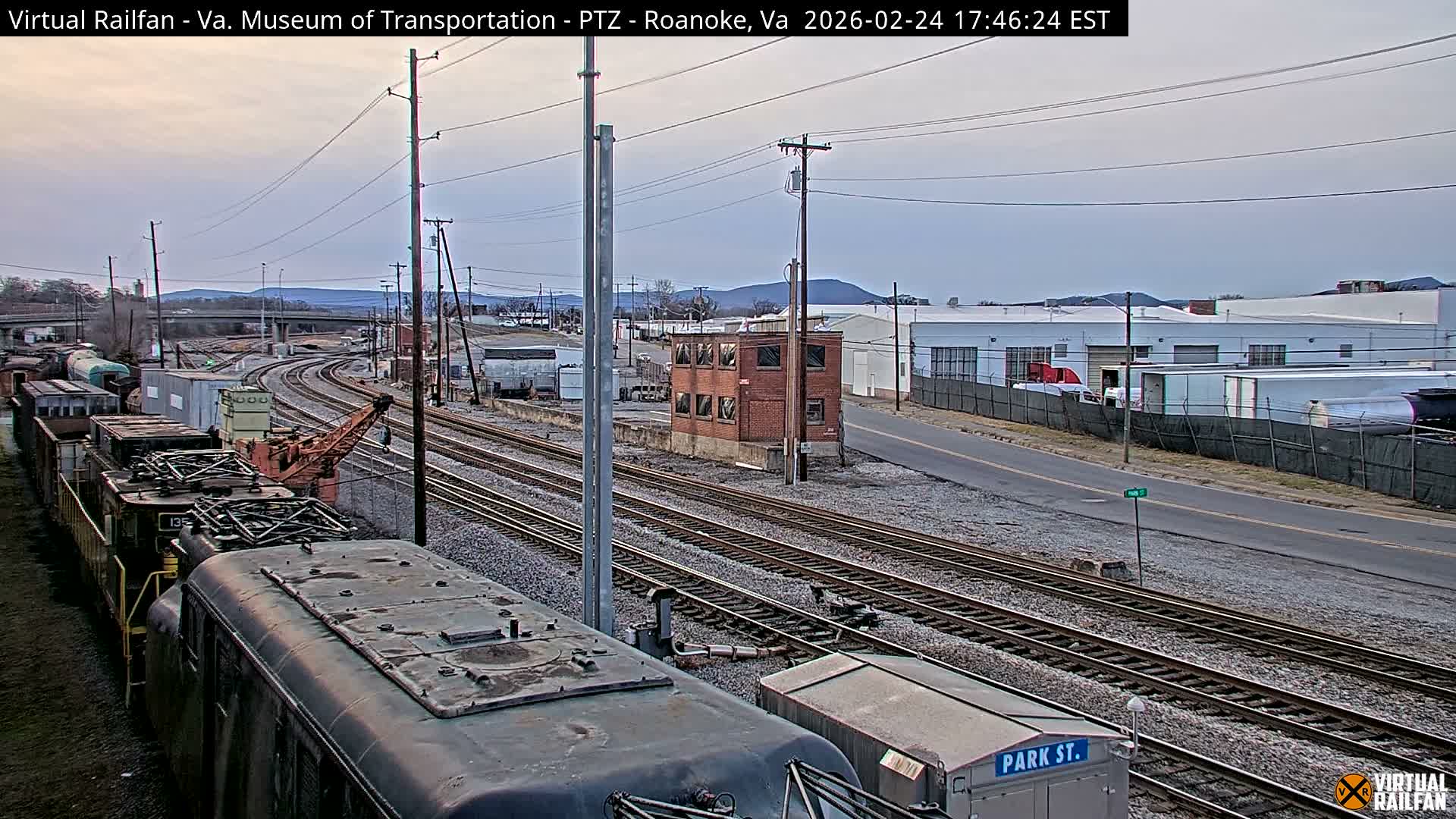 Roanoke Train Depot & Railroad Live Cam - Roanoke Downtown, Roanoke, Virginia, USA 