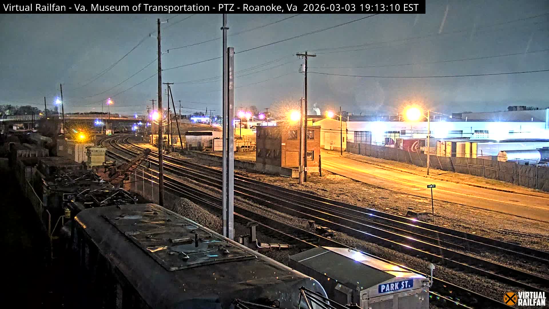 Roanoke Train Depot & Railroad Live Cam - Roanoke Downtown, Roanoke, Virginia, USA 