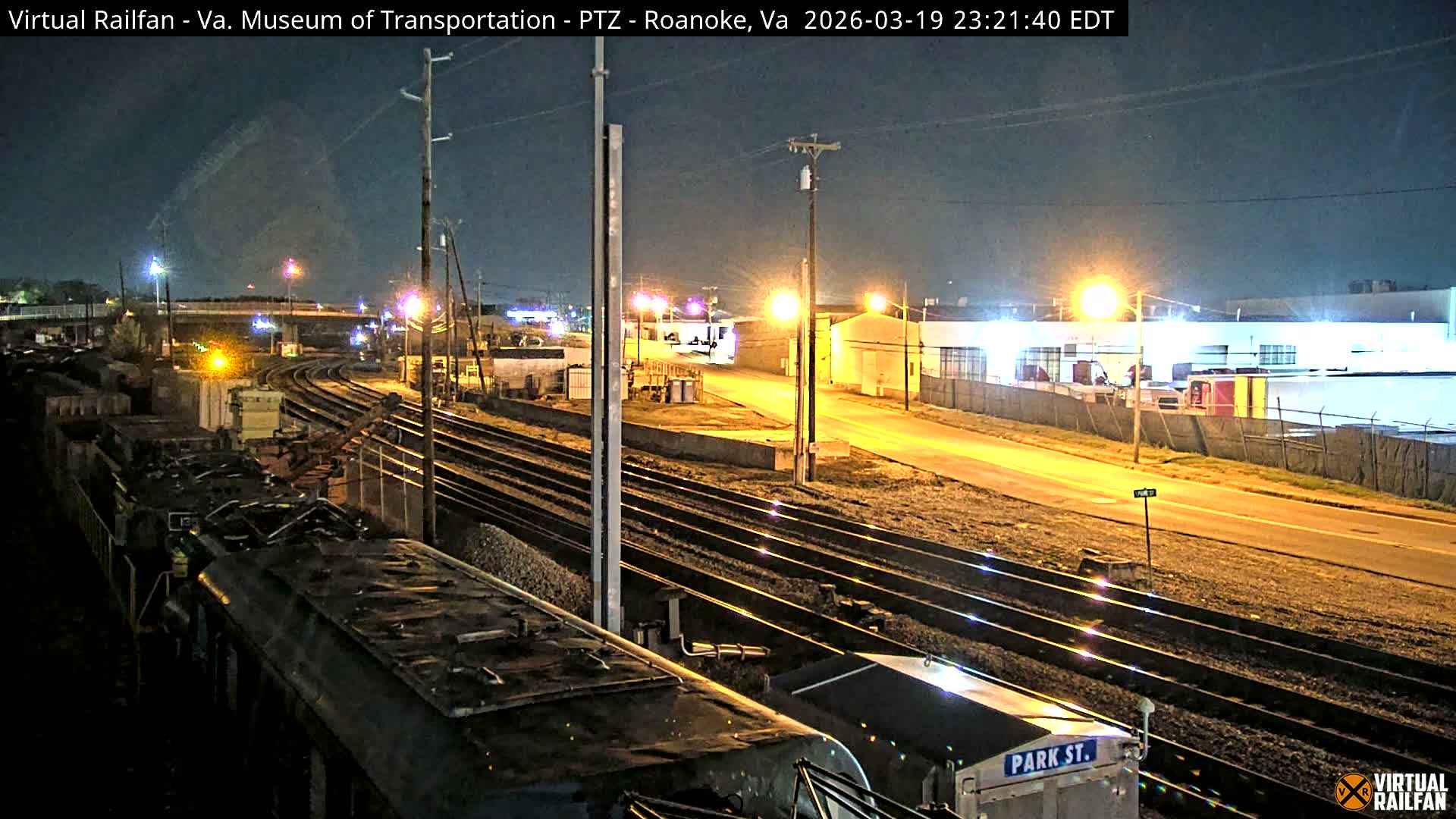 Roanoke Train Depot & Railroad Live Cam - Roanoke Downtown, Roanoke, Virginia, USA 