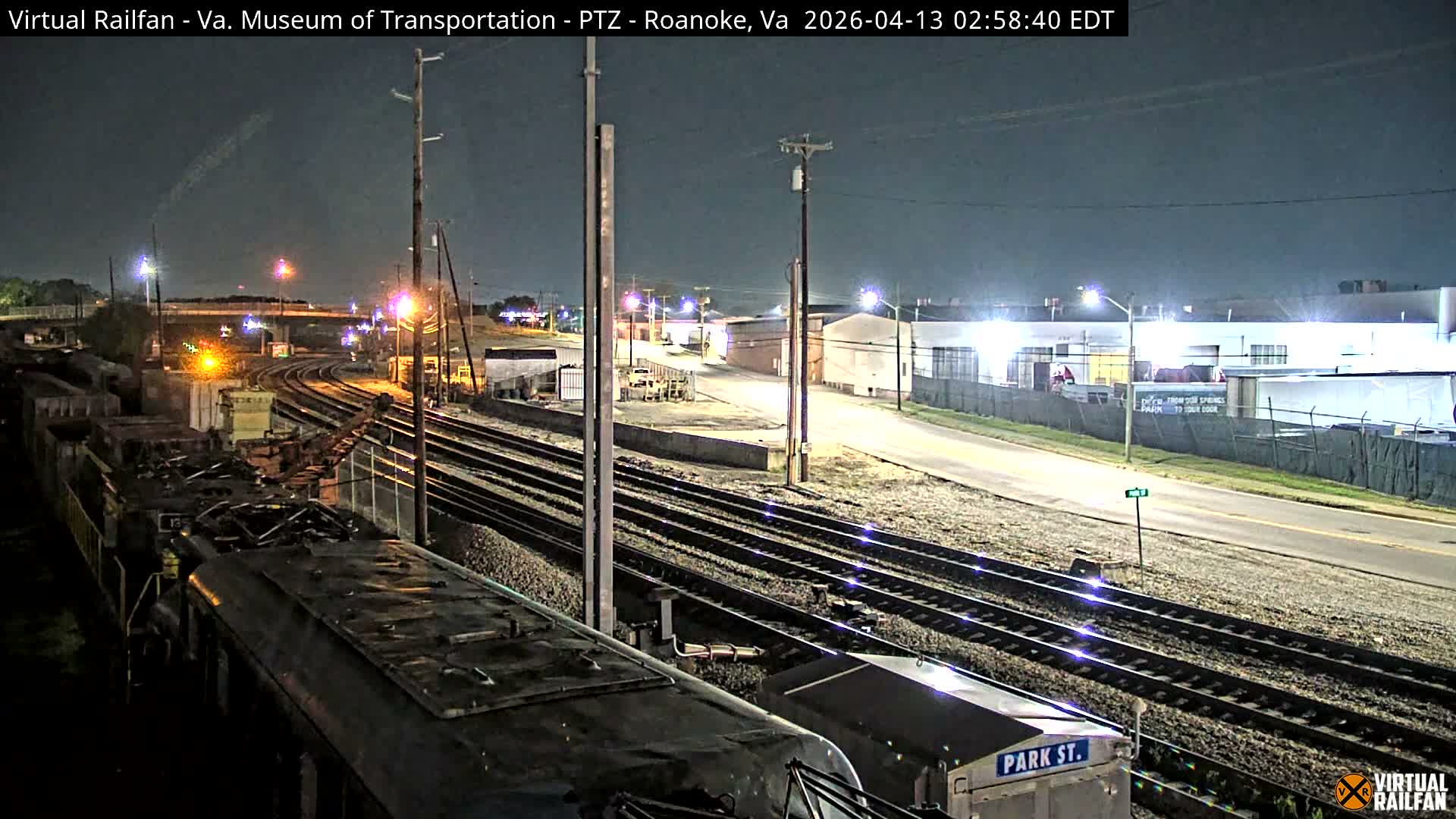 Roanoke Train Depot & Railroad Live Cam - Roanoke Downtown, Roanoke, Virginia, USA 