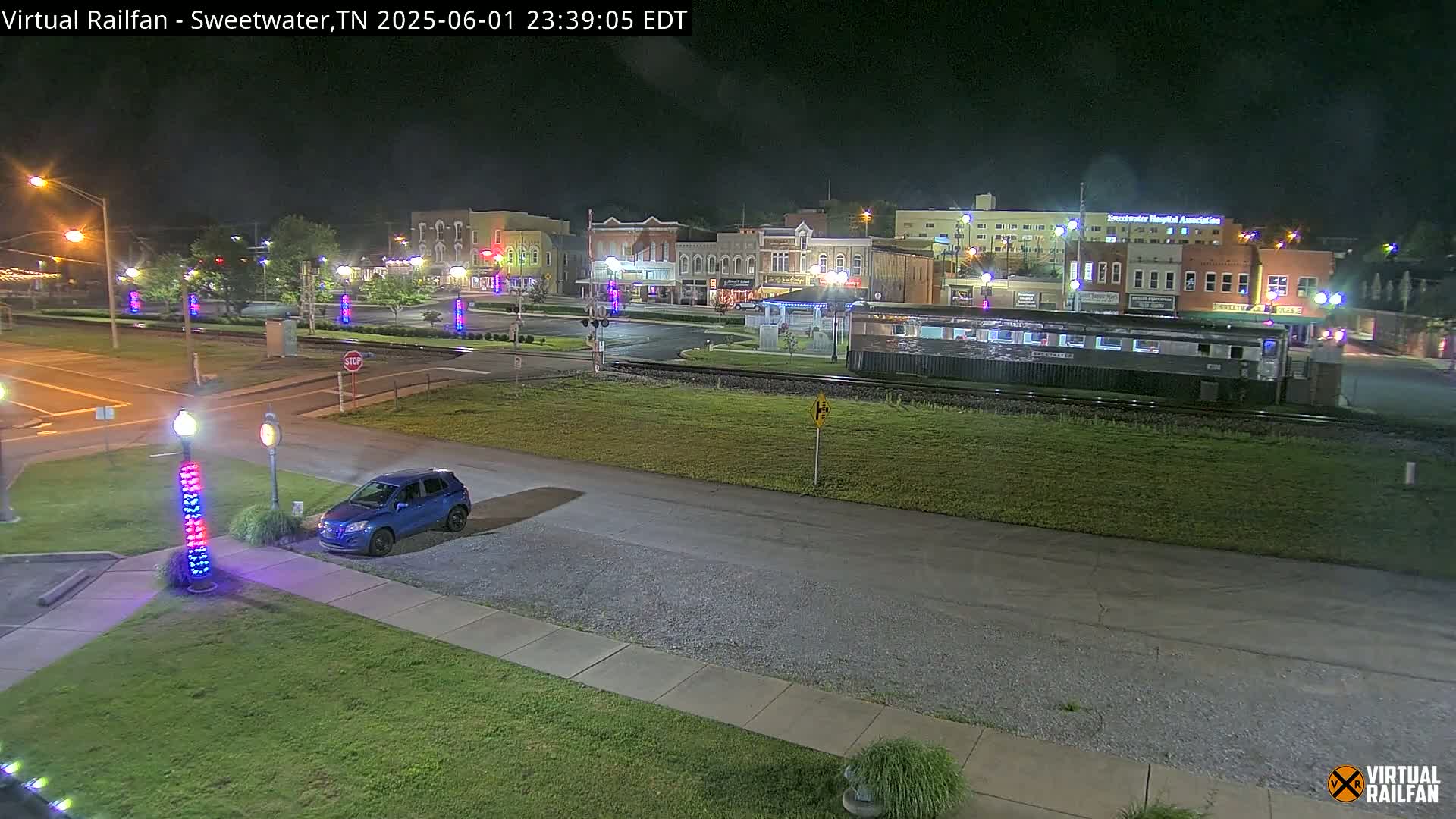 Sweetwater City & Railroad/Traincar Live Cam - Sweetwater, Monroe, Tennessee, USA | Virtual Railfan  LIVE ! 2025-03-15 15:33