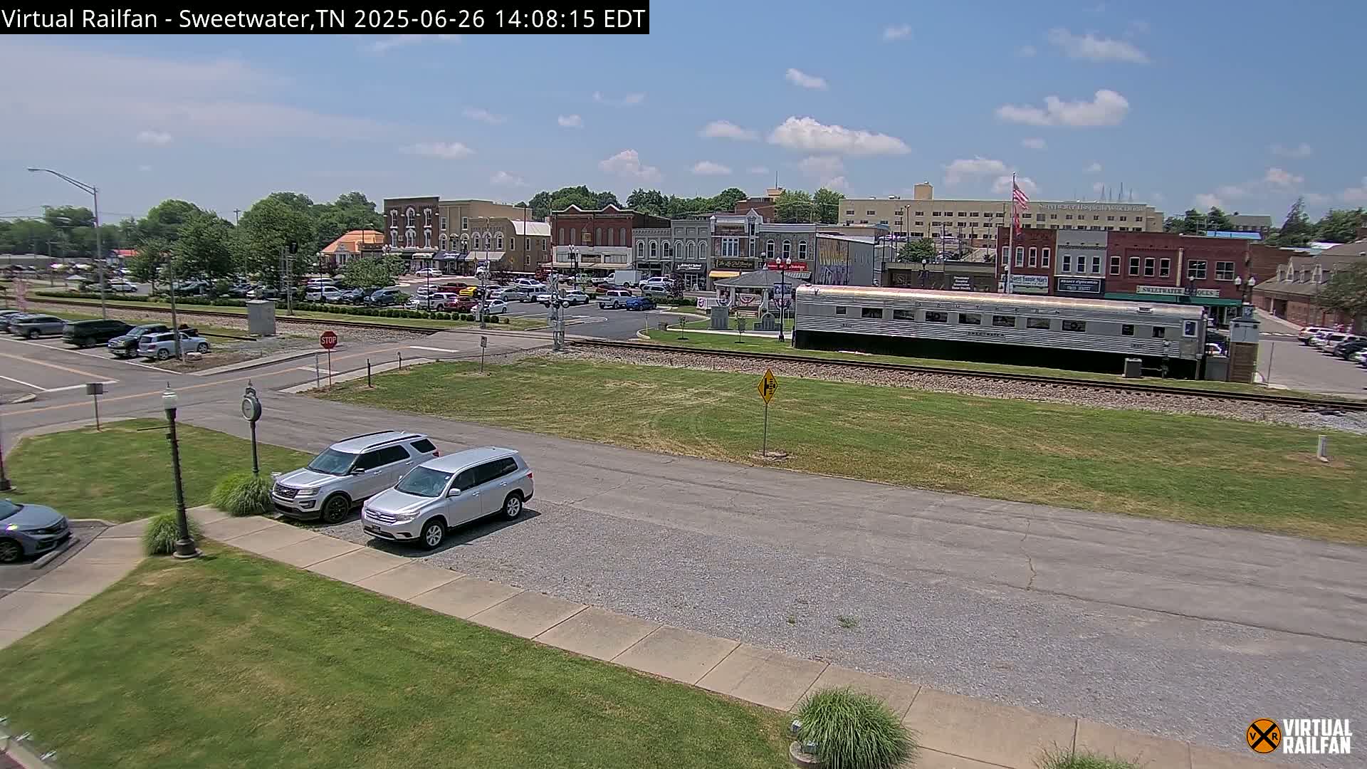Sweetwater City & Railroad/Traincar Live Cam - Sweetwater, Monroe, Tennessee, USA | Virtual Railfan  LIVE ! 2025-03-15 15:33