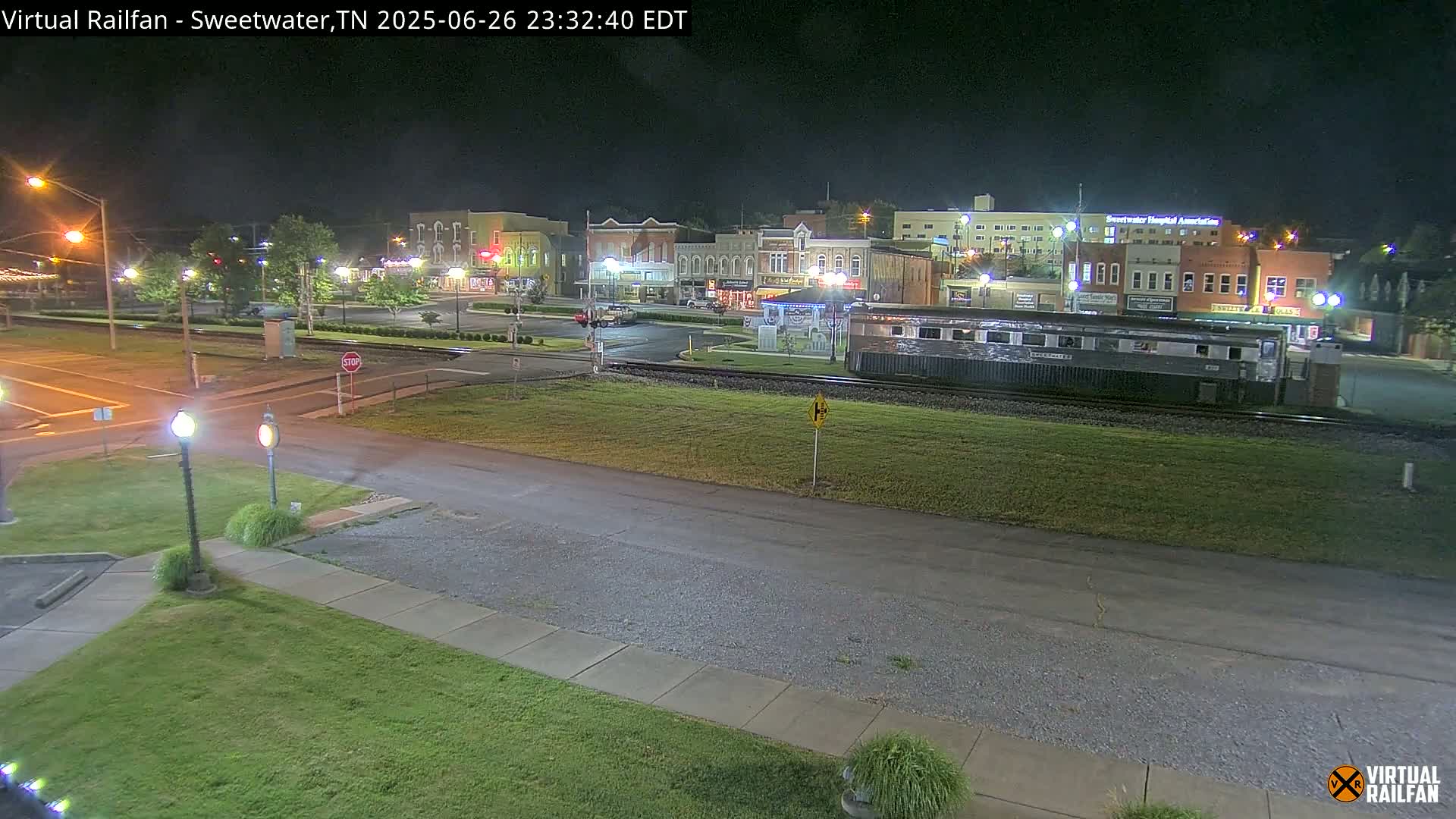 Sweetwater City & Railroad/Traincar Live Cam - Sweetwater, Monroe, Tennessee, USA | Virtual Railfan  LIVE ! 2025-03-15 15:33