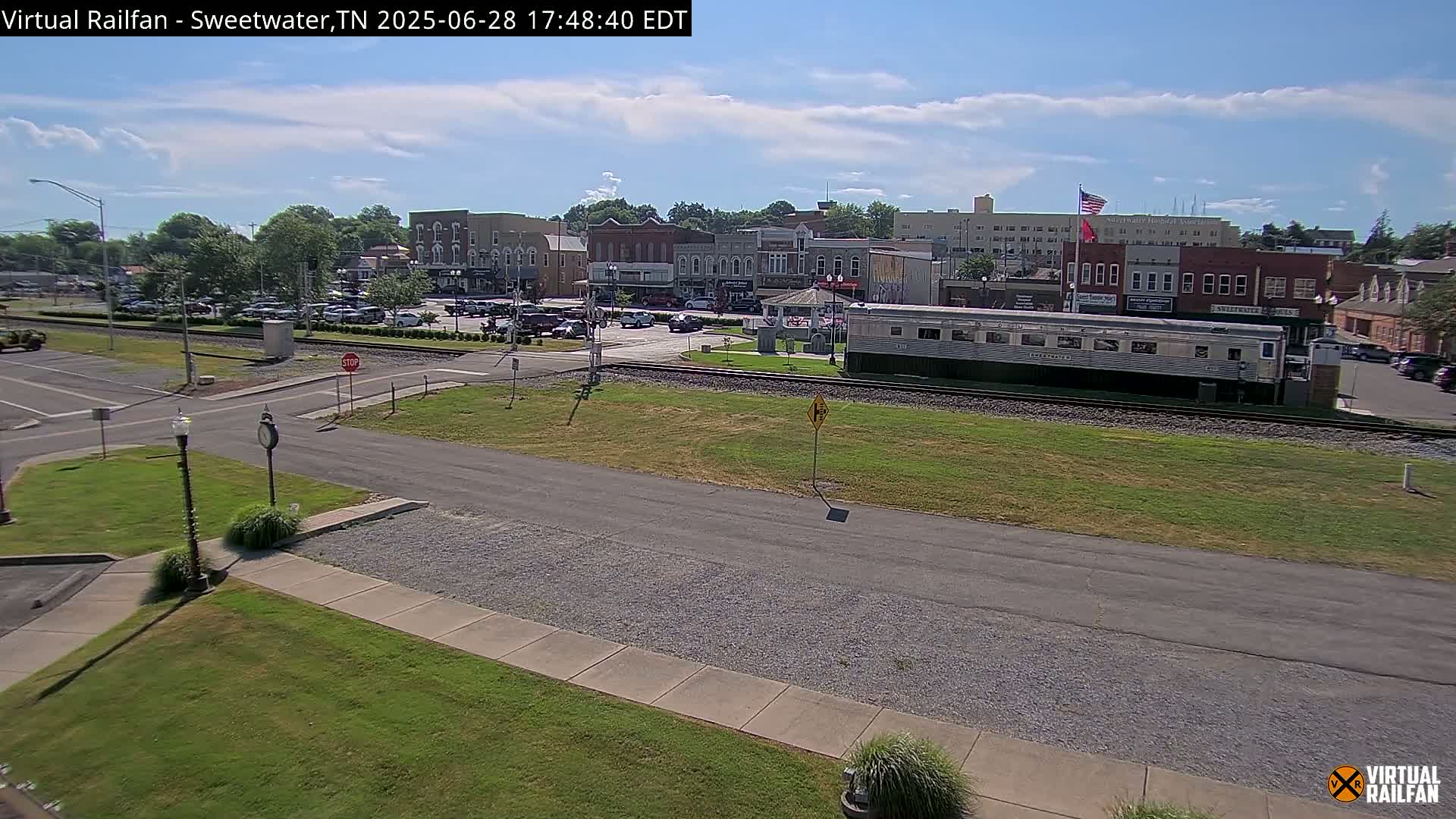 Sweetwater City & Railroad/Traincar Live Cam - Sweetwater, Monroe, Tennessee, USA | Virtual Railfan  LIVE ! 2025-03-15 15:33