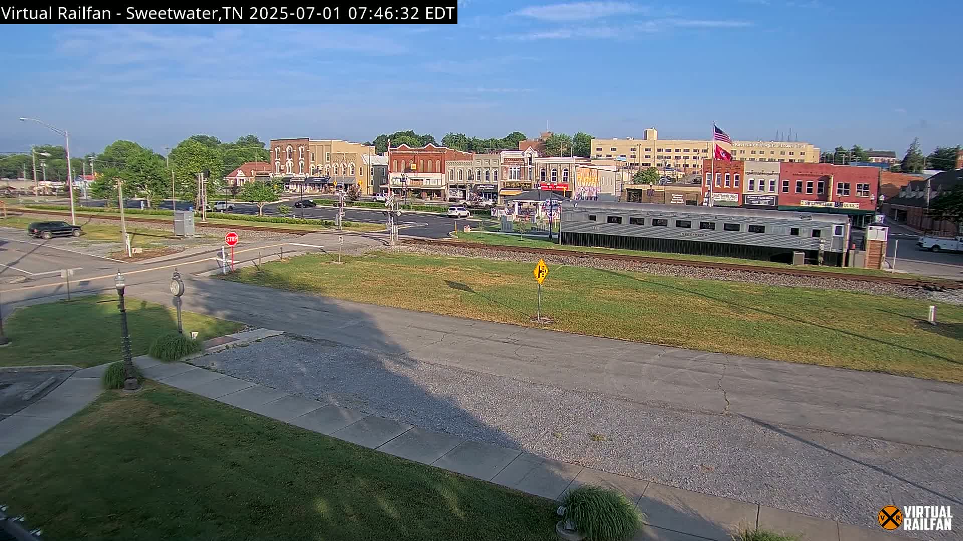 Sweetwater City & Railroad/Traincar Live Cam - Sweetwater, Monroe, Tennessee, USA | Virtual Railfan  LIVE ! 2025-03-15 15:33