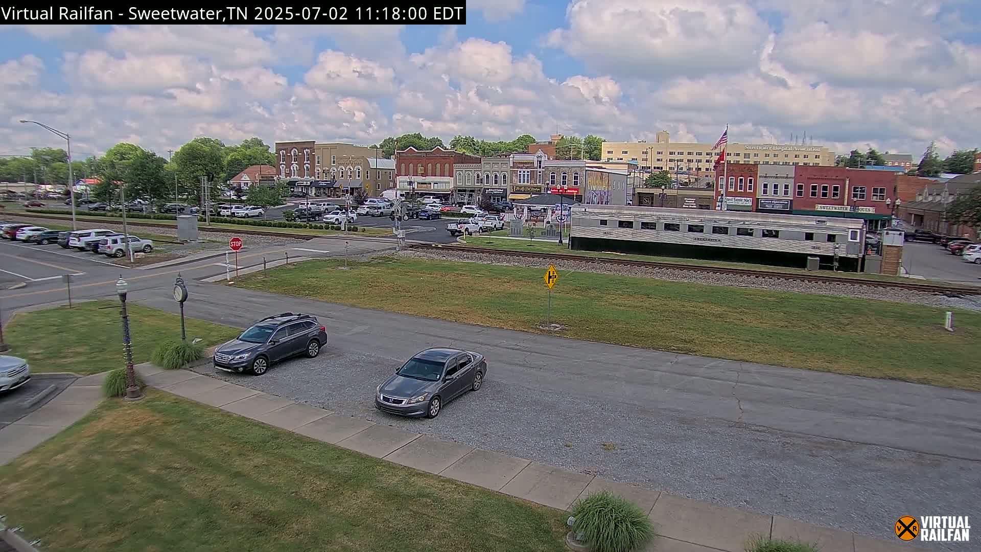 Sweetwater City & Railroad/Traincar Live Cam - Sweetwater, Monroe, Tennessee, USA | Virtual Railfan  LIVE ! 2025-03-15 15:33