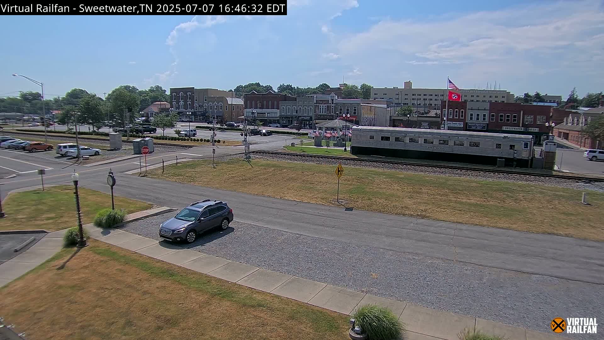 Sweetwater City & Railroad/Traincar Live Cam - Sweetwater, Monroe, Tennessee, USA | Virtual Railfan  LIVE ! 2025-03-15 15:33