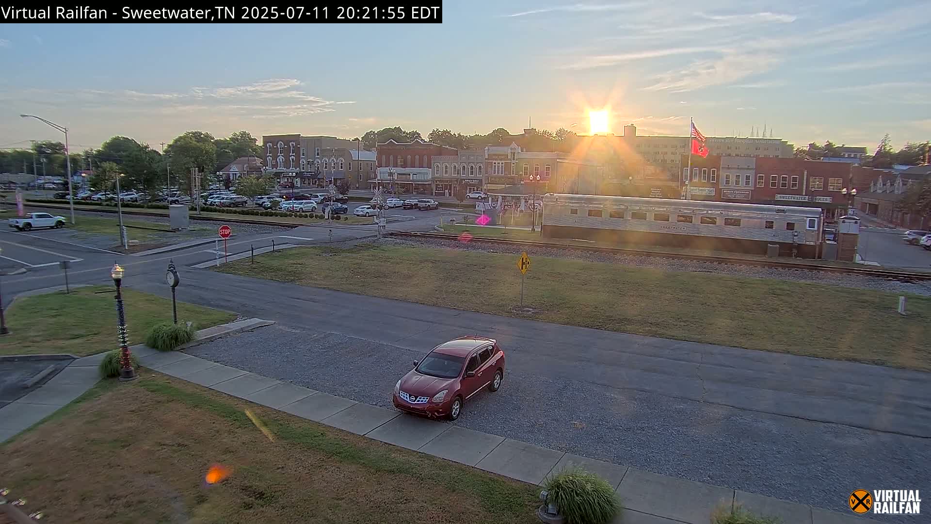 Sweetwater City & Railroad/Traincar Live Cam - Sweetwater, Monroe, Tennessee, USA | Virtual Railfan  LIVE ! 2025-03-15 15:33