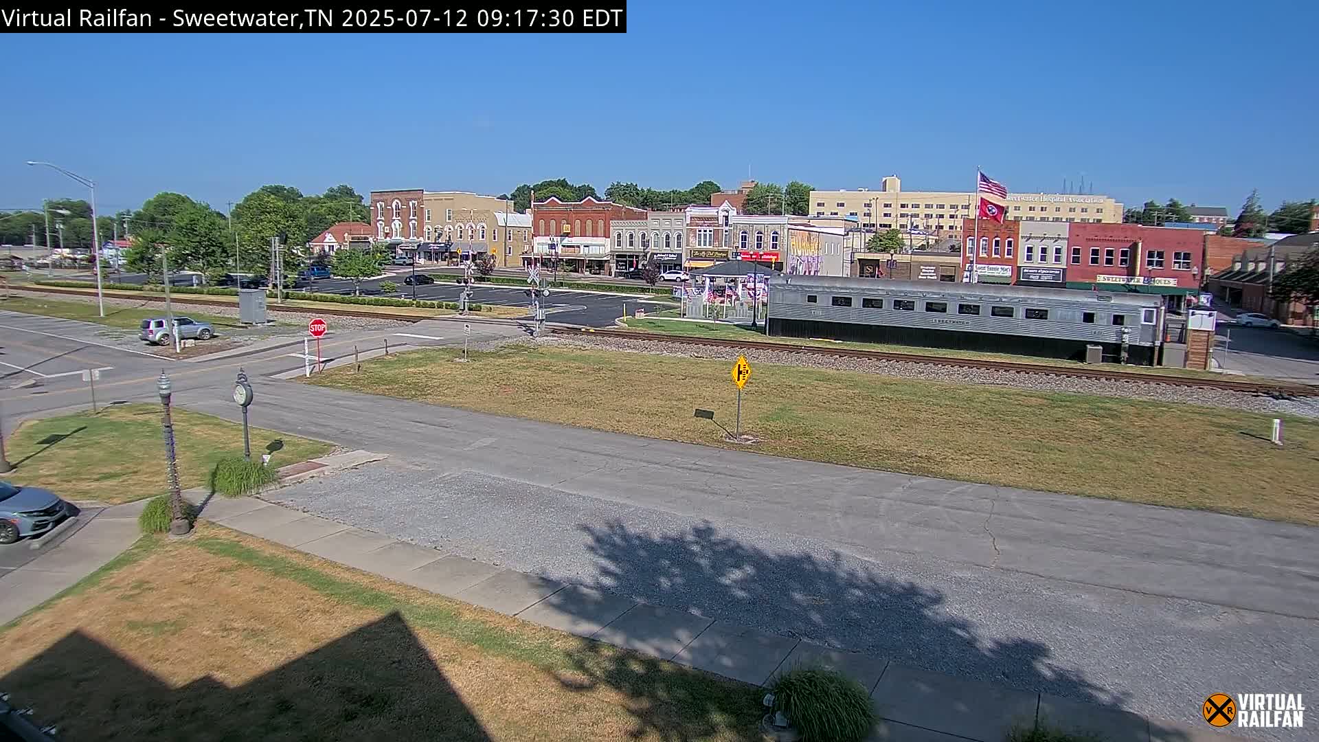 Sweetwater City & Railroad/Traincar Live Cam - Sweetwater, Monroe, Tennessee, USA | Virtual Railfan  LIVE ! 2025-03-15 15:33