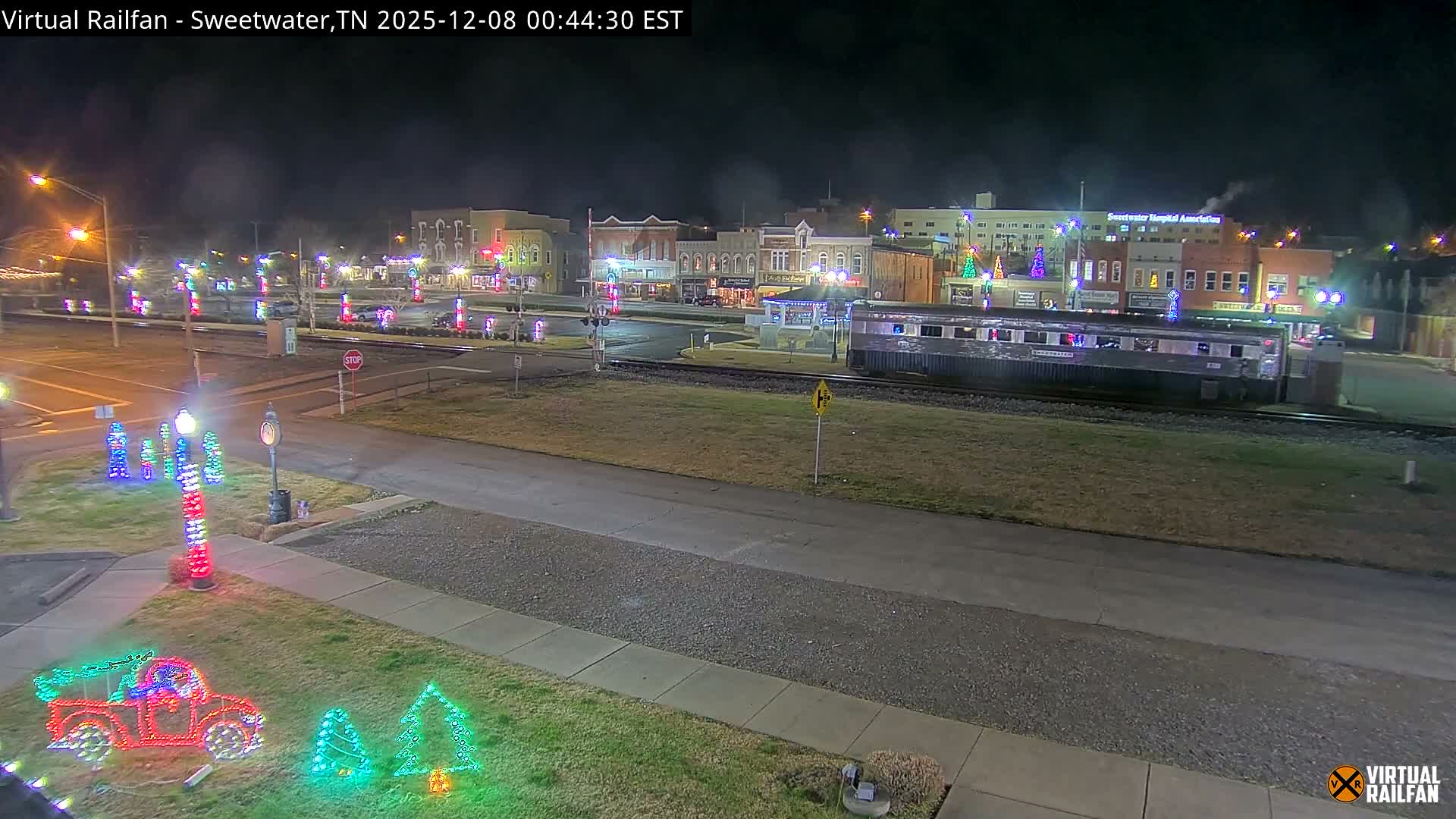 Sweetwater City & Railroad/Traincar Live Cam - Sweetwater, Monroe, Tennessee, USA