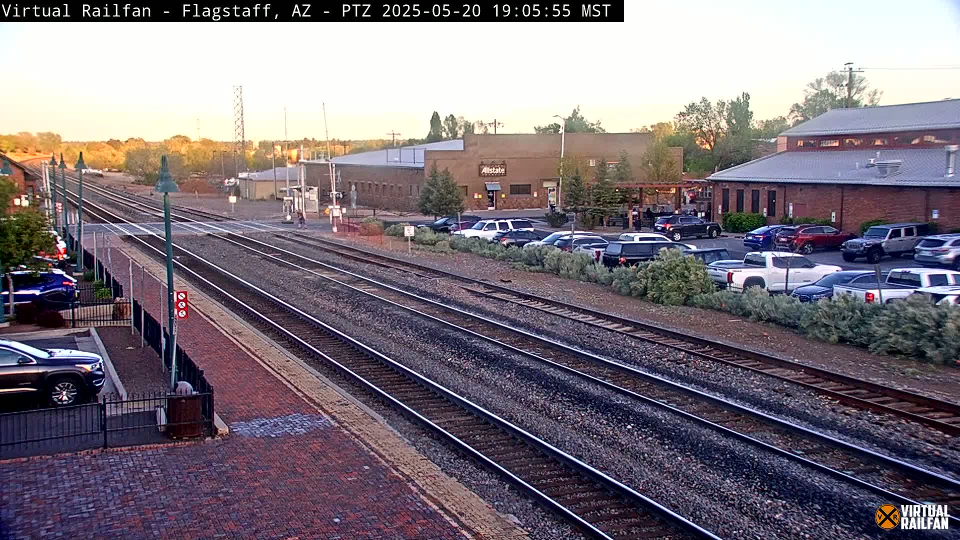 Flagstaff Amtrak Railroad Live Cam - Flagstaff, Coconino, Arizona, USA