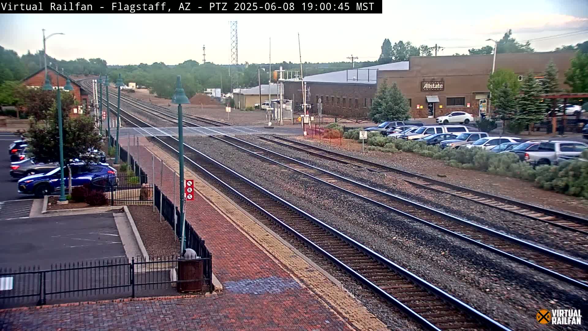 Flagstaff Amtrak Railroad Live Cam - Flagstaff, Coconino, Arizona, USA