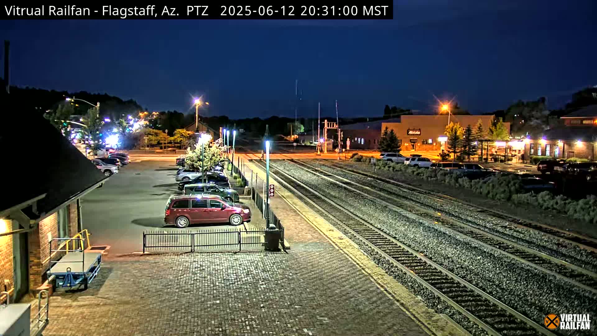 Flagstaff Amtrak Railroad Live Cam - Flagstaff, Coconino, Arizona, USA