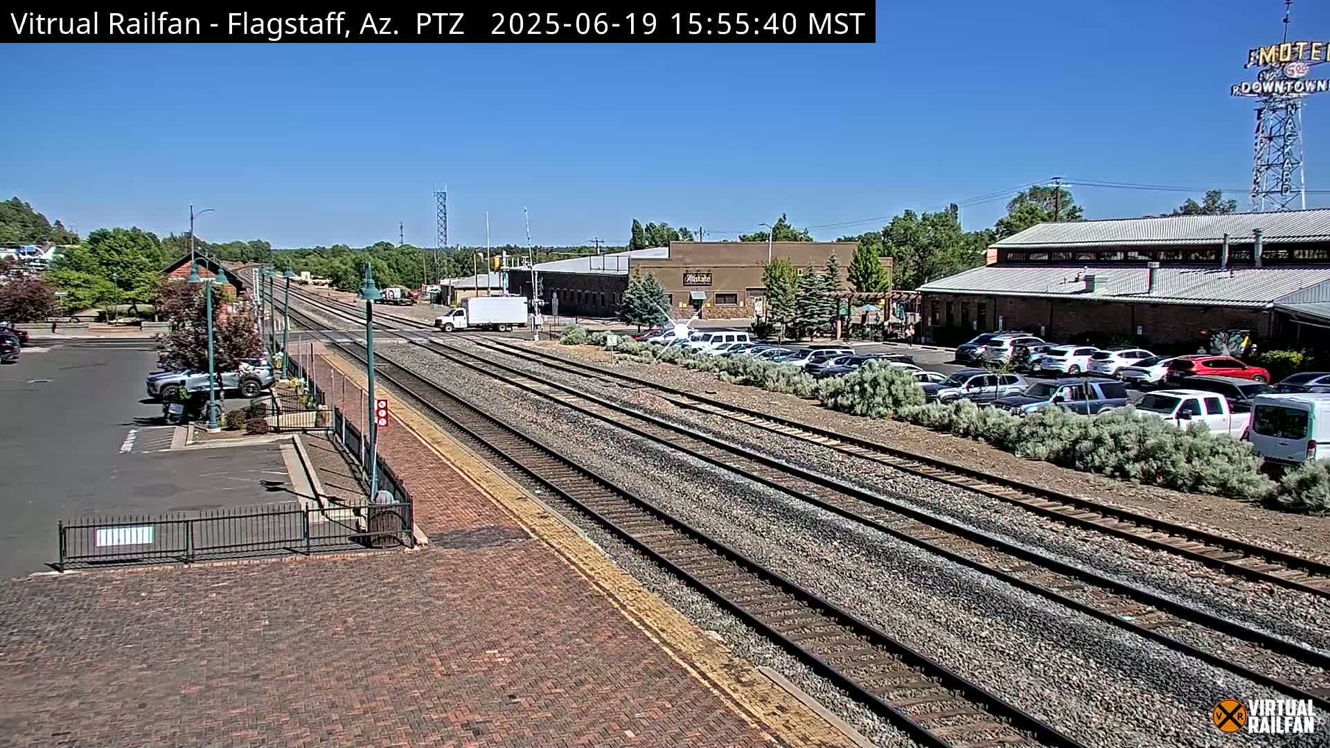 Flagstaff Amtrak Railroad Live Cam - Flagstaff, Coconino, Arizona, USA