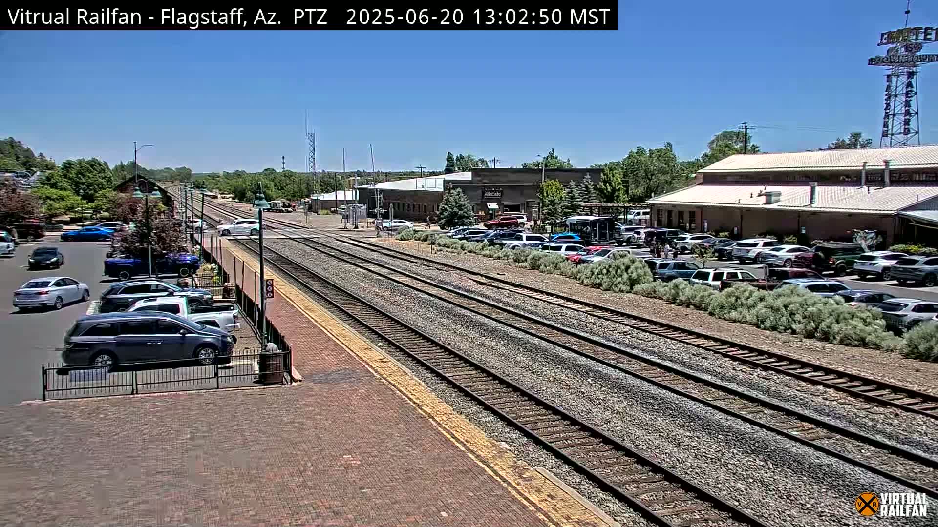Flagstaff Amtrak Railroad Live Cam - Flagstaff, Coconino, Arizona, USA