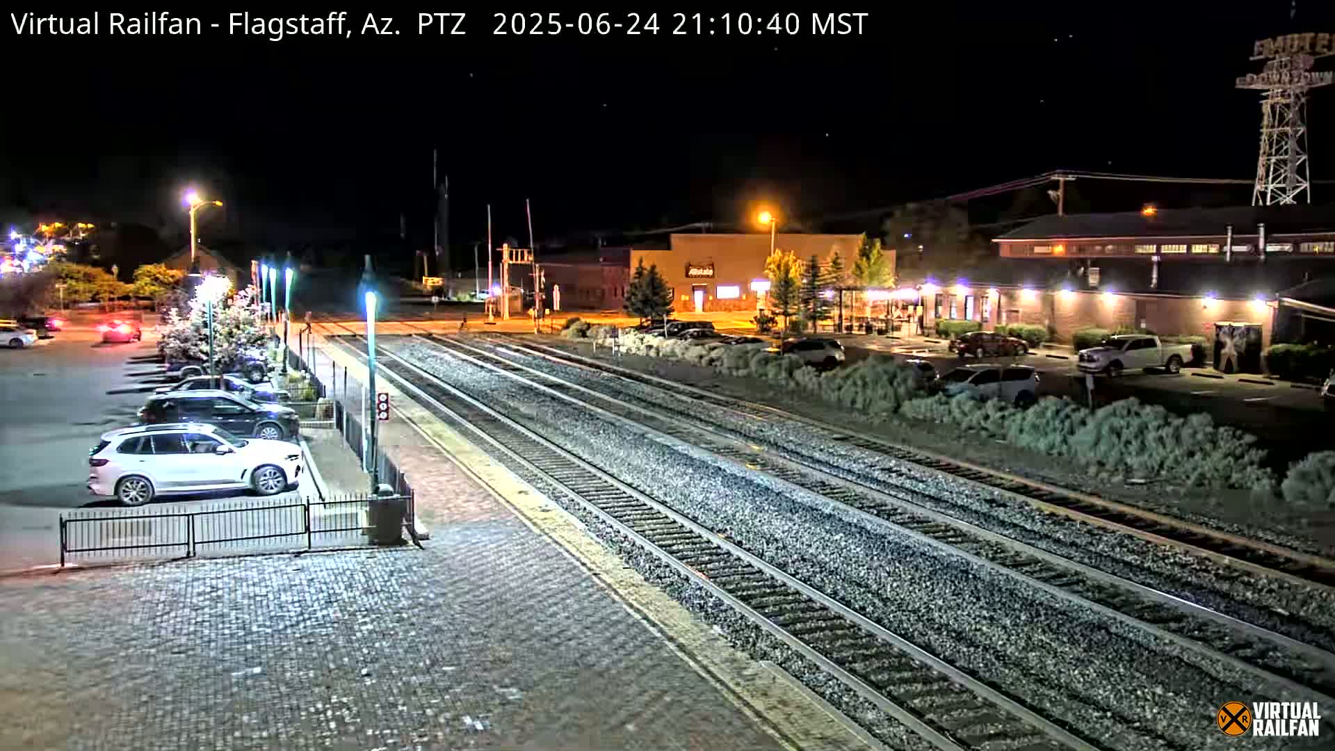 Flagstaff Amtrak Railroad Live Cam - Flagstaff, Coconino, Arizona, USA