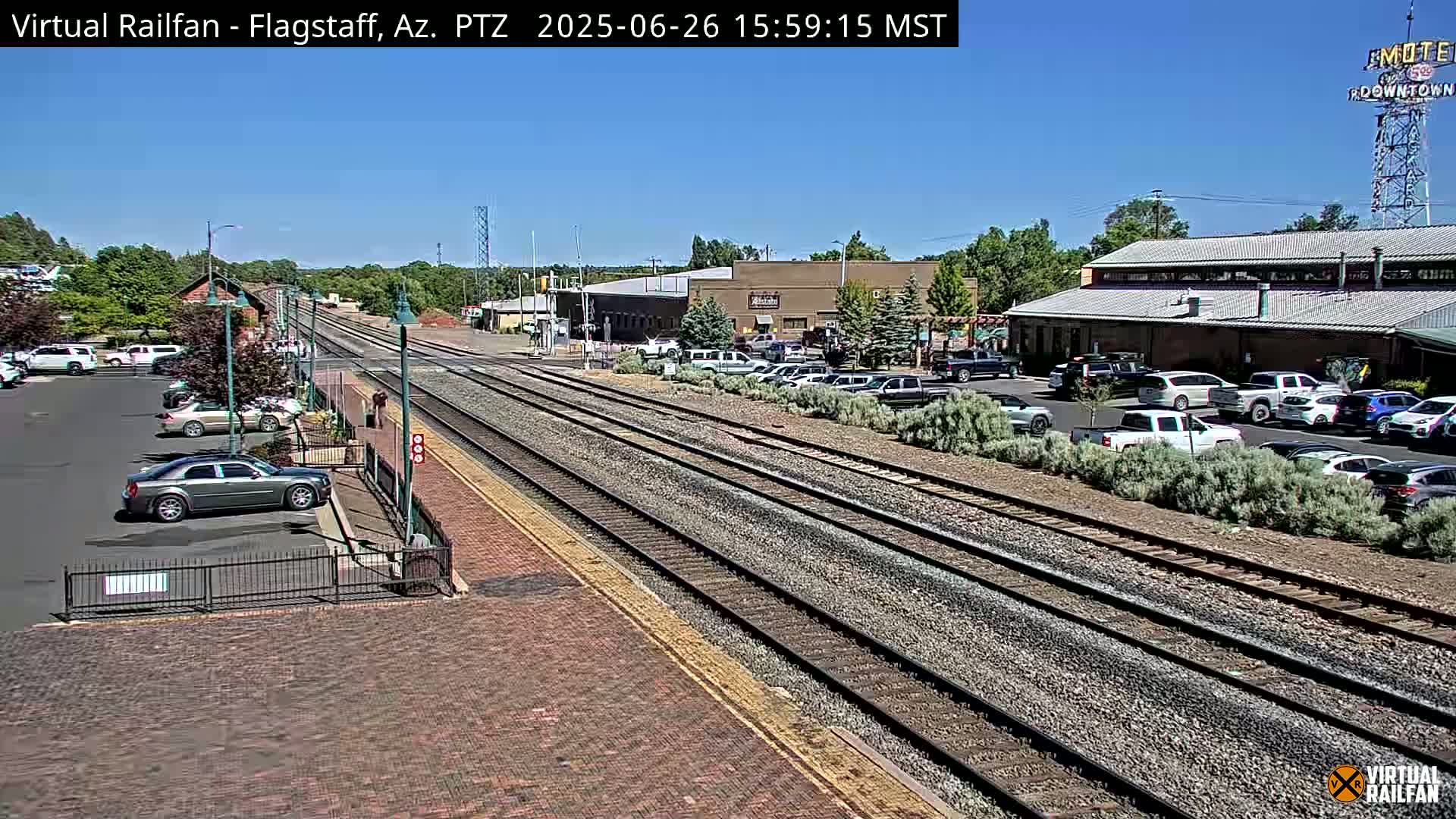Flagstaff Amtrak Railroad Live Cam - Flagstaff, Coconino, Arizona, USA