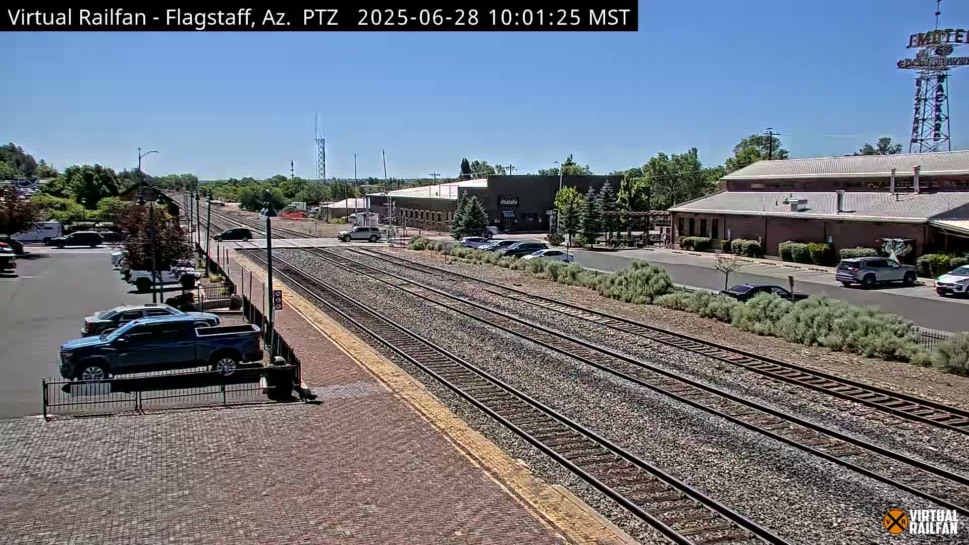 Flagstaff Amtrak Railroad Live Cam - Flagstaff, Coconino, Arizona, USA