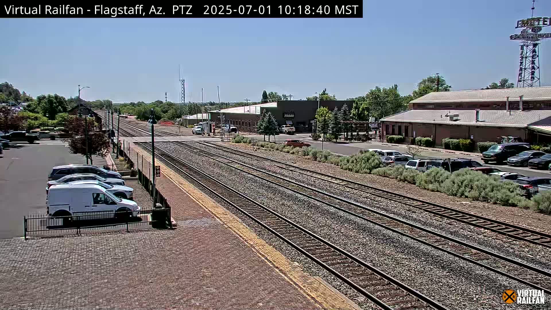 Flagstaff Amtrak Railroad Live Cam - Flagstaff, Coconino, Arizona, USA