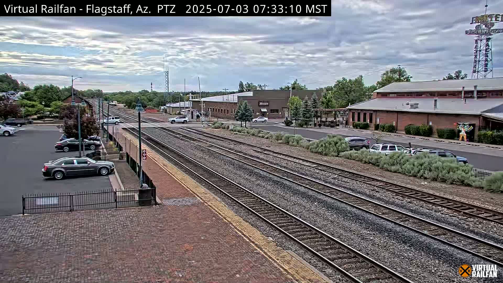 Flagstaff Amtrak Railroad Live Cam - Flagstaff, Coconino, Arizona, USA