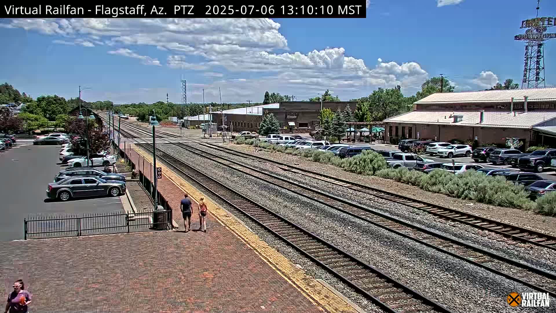 Flagstaff Amtrak Railroad Live Cam - Flagstaff, Coconino, Arizona, USA