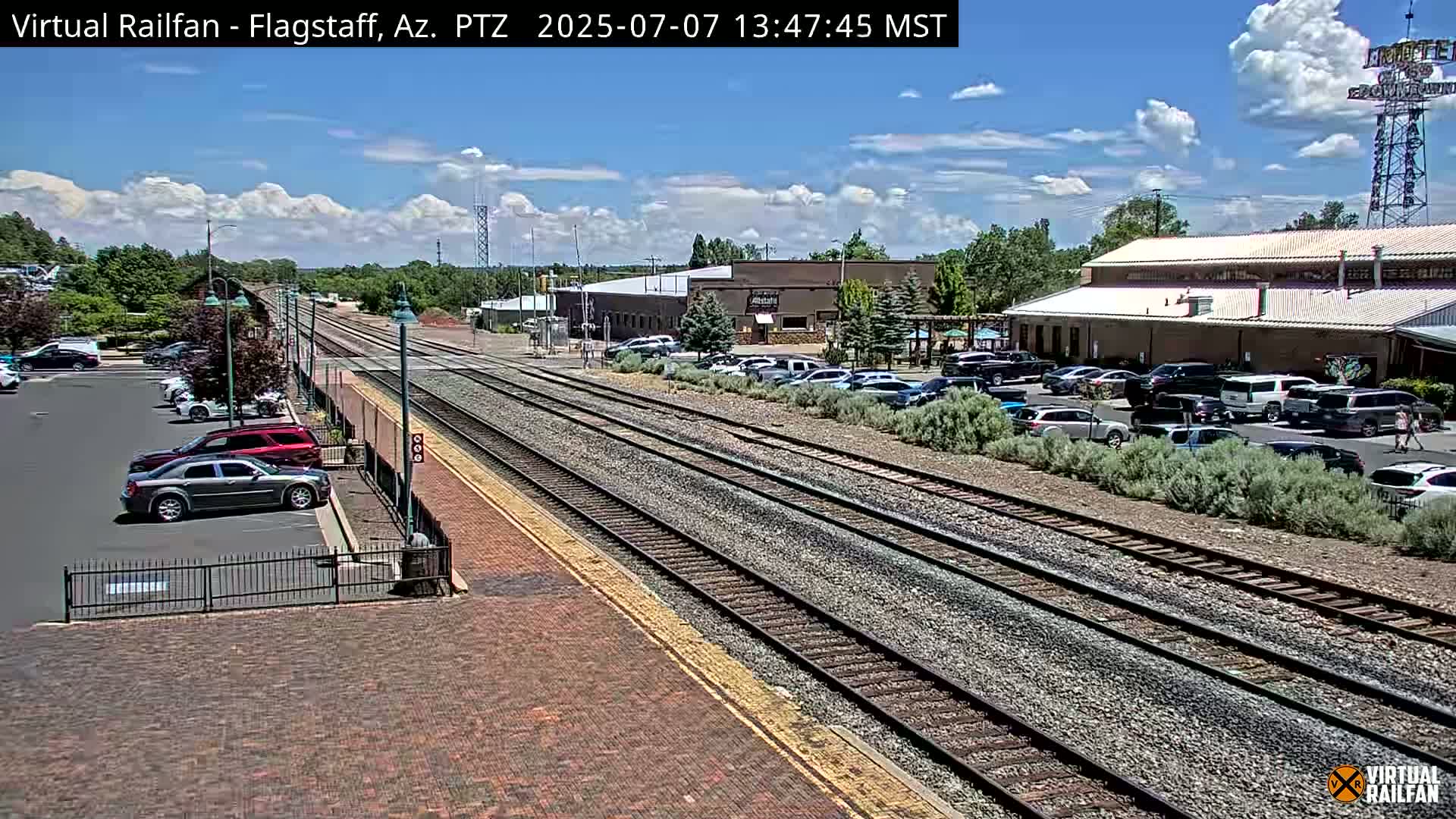 Flagstaff Amtrak Railroad Live Cam - Flagstaff, Coconino, Arizona, USA