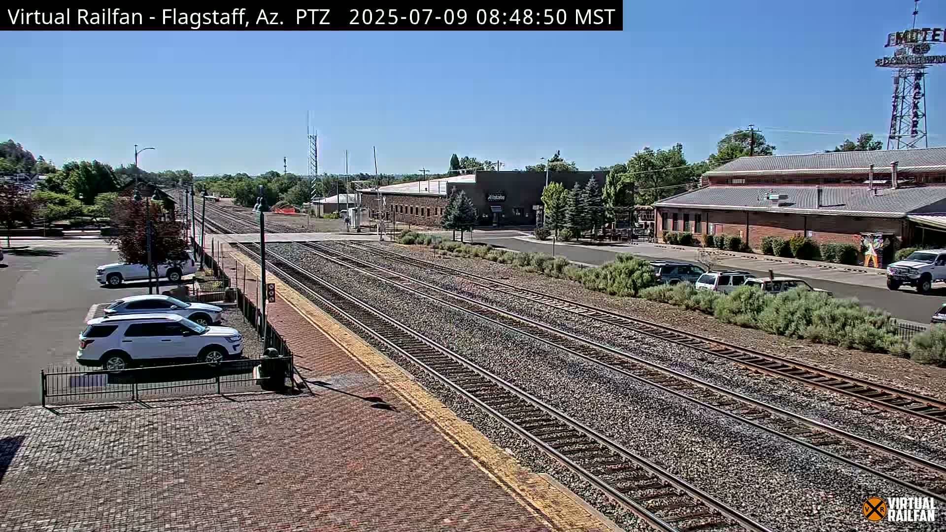 Flagstaff Amtrak Railroad Live Cam - Flagstaff, Coconino, Arizona, USA