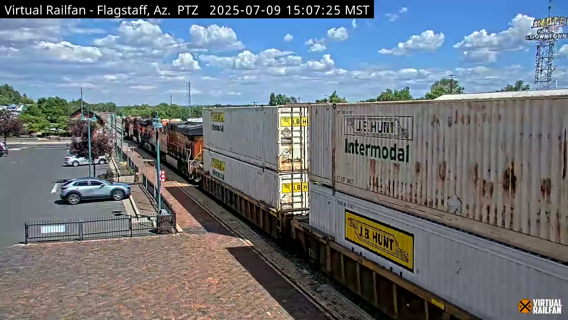 Flagstaff Amtrak Railroad Live Cam - Flagstaff, Coconino, Arizona, USA