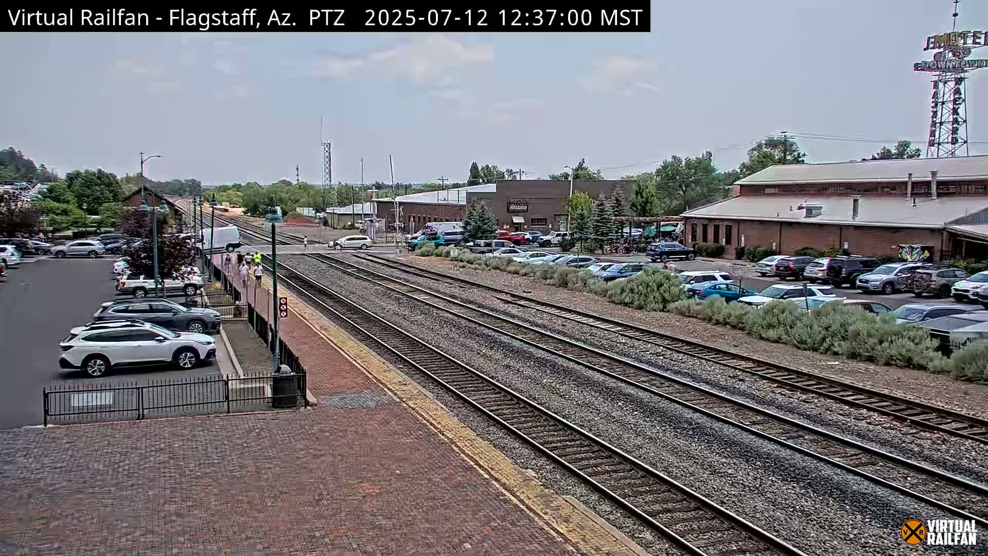 Flagstaff Amtrak Railroad Live Cam - Flagstaff, Coconino, Arizona, USA