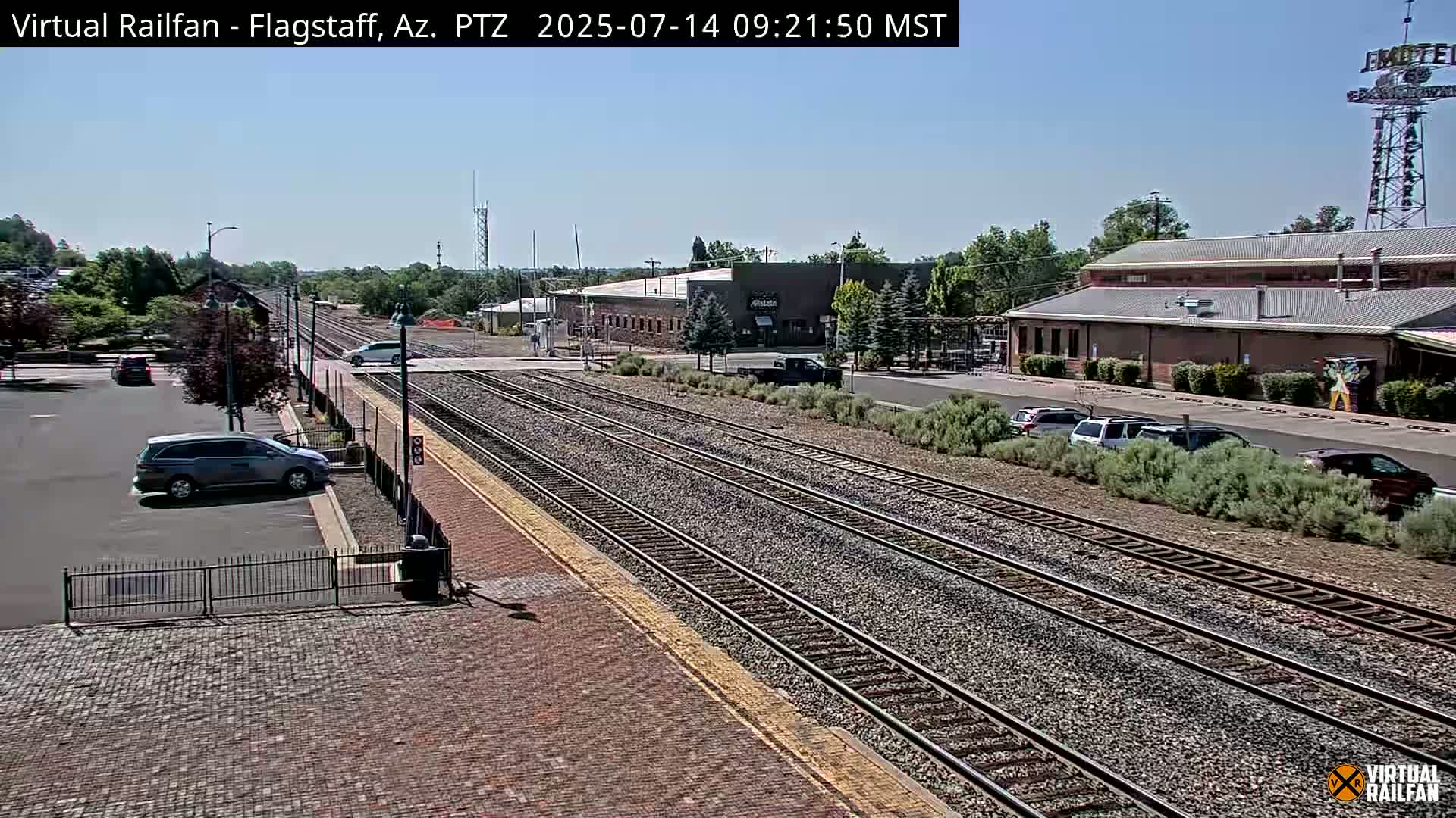 Flagstaff Amtrak Railroad Live Cam - Flagstaff, Coconino, Arizona, USA