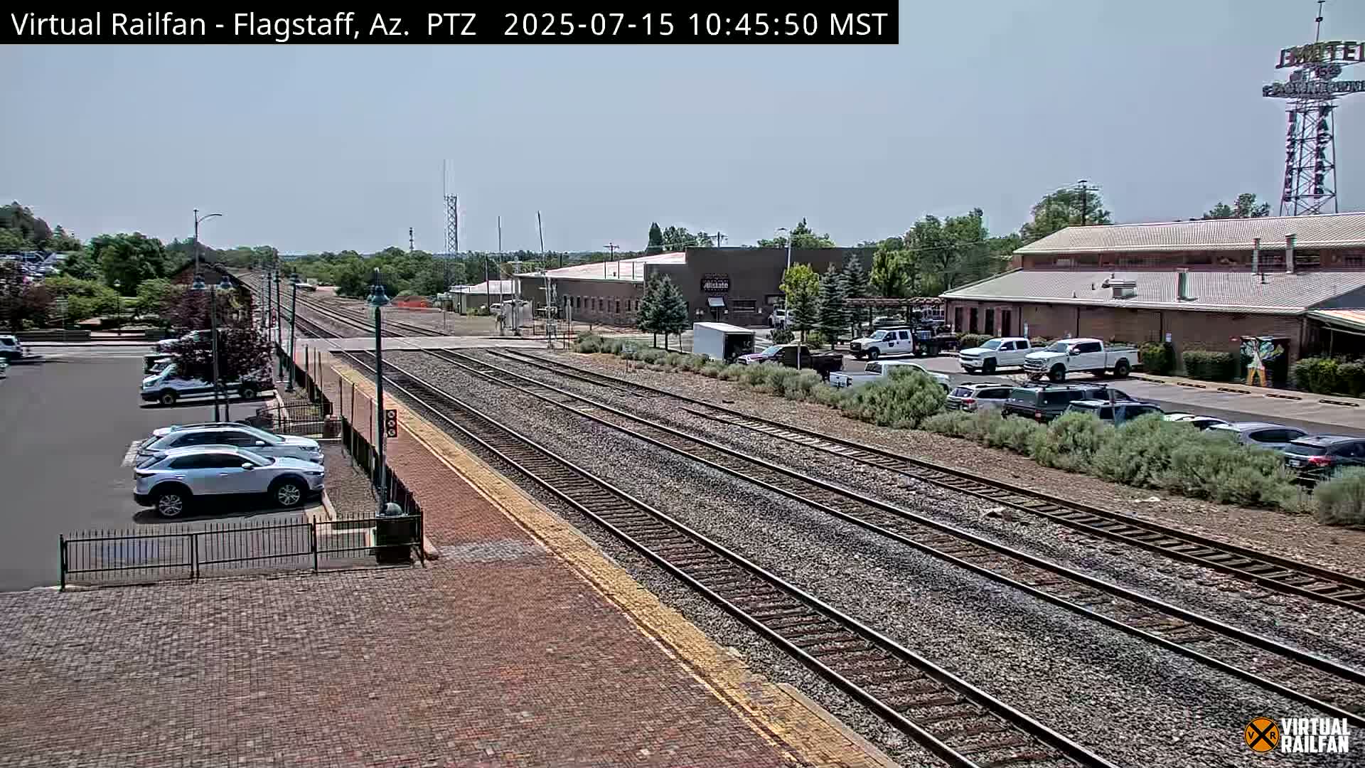 Flagstaff Amtrak Railroad Live Cam - Flagstaff, Coconino, Arizona, USA