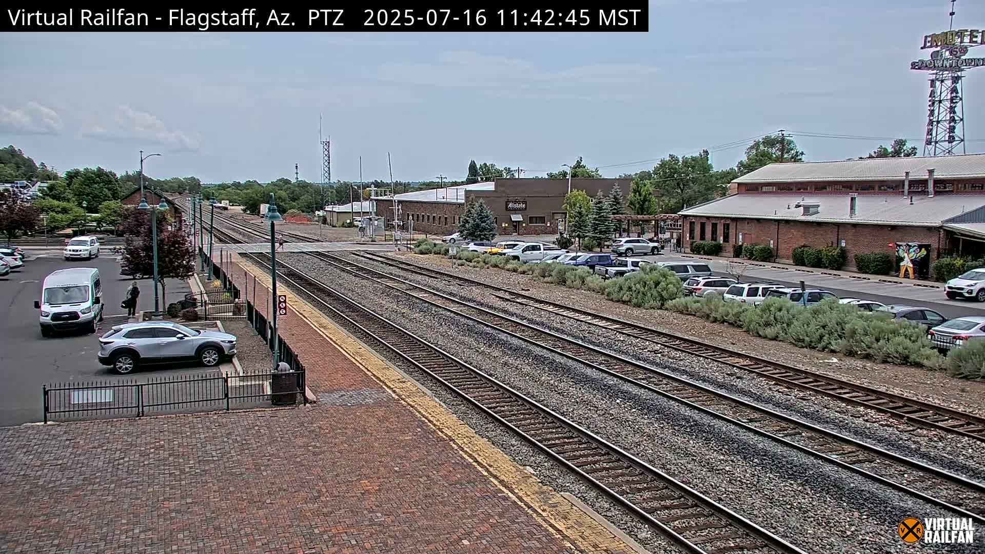 Flagstaff Amtrak Railroad Live Cam - Flagstaff, Coconino, Arizona, USA