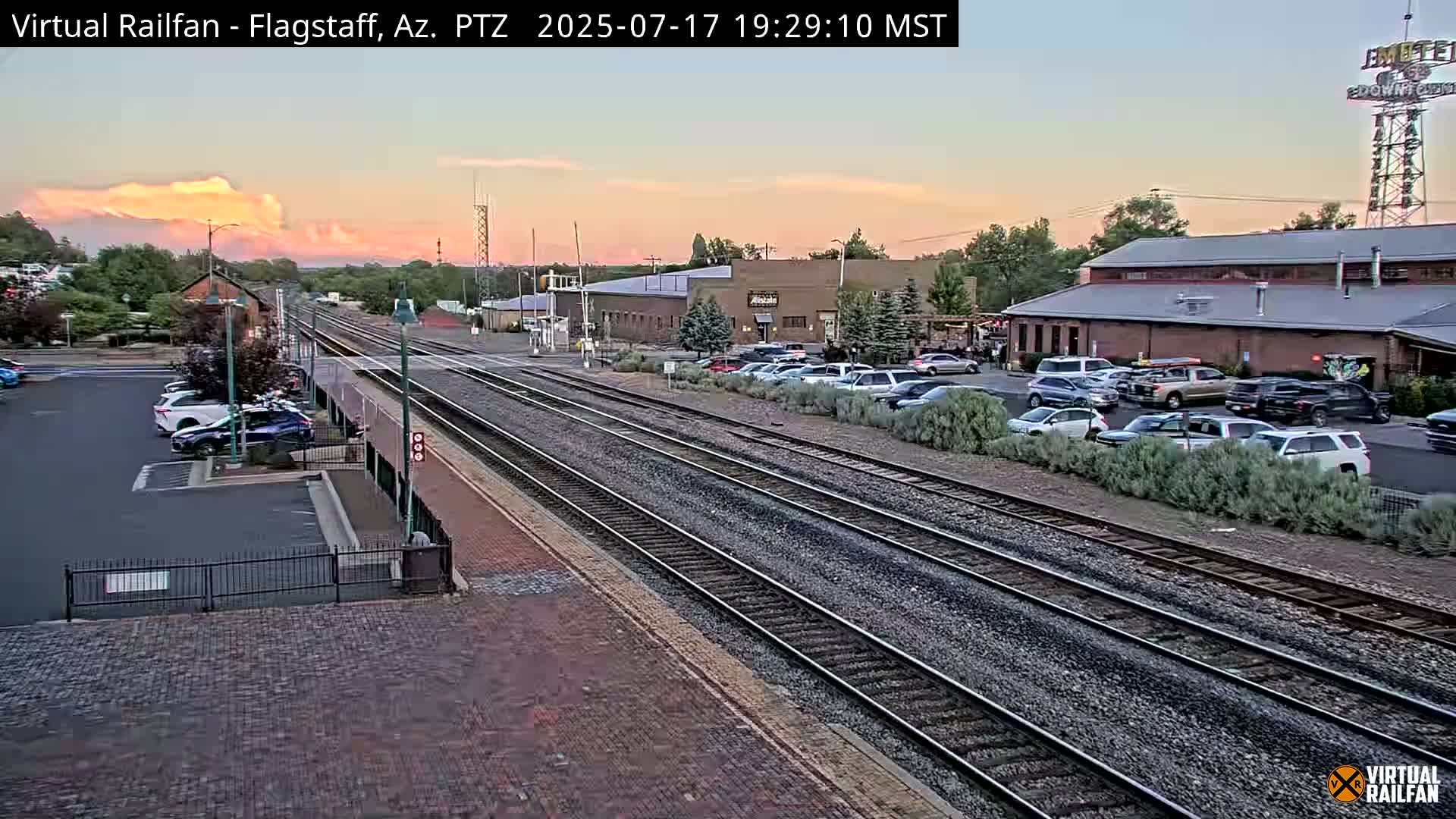 Flagstaff Amtrak Railroad Live Cam - Flagstaff, Coconino, Arizona, USA