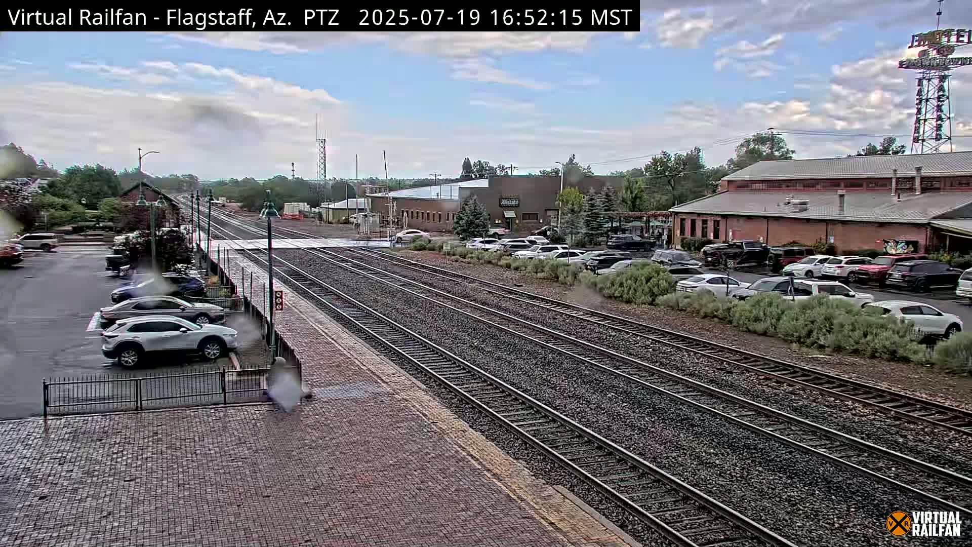 Flagstaff Amtrak Railroad Live Cam - Flagstaff, Coconino, Arizona, USA