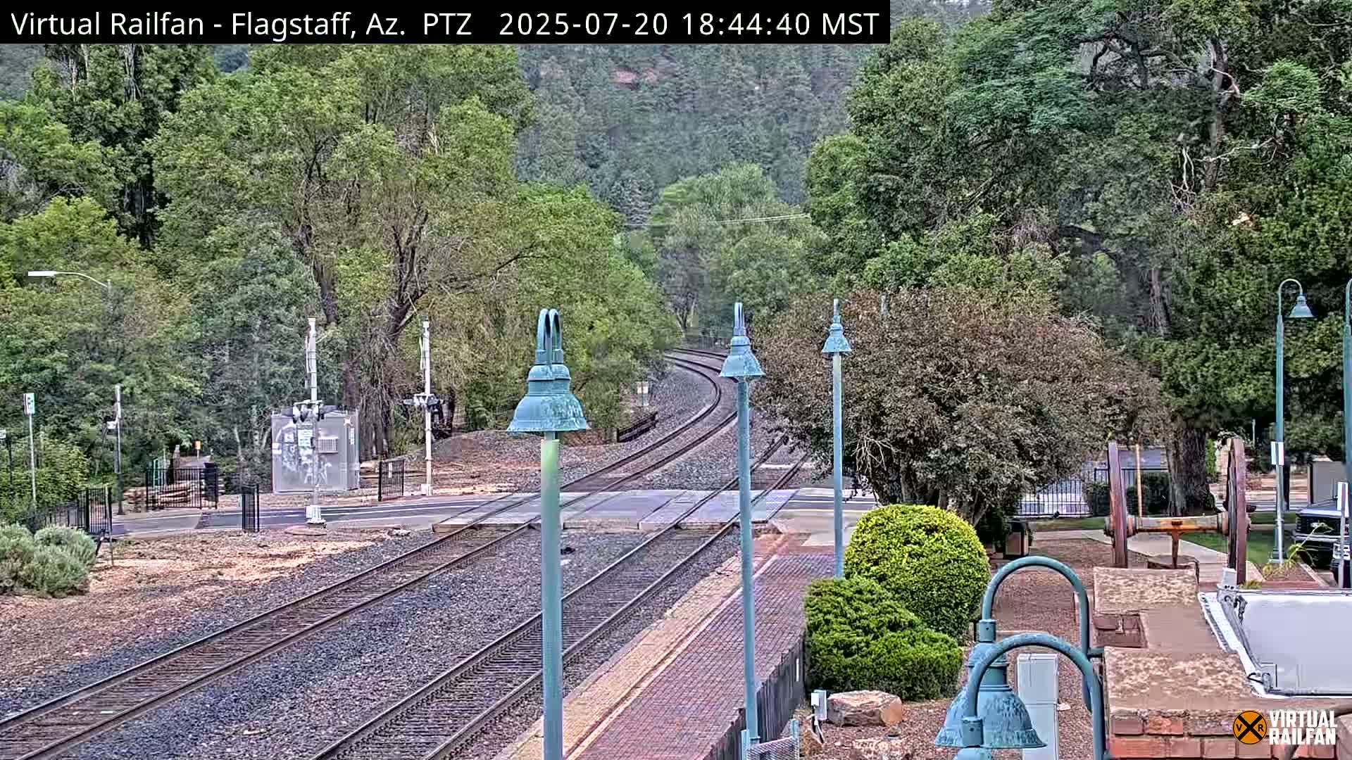 Flagstaff Amtrak Railroad Live Cam - Flagstaff, Coconino, Arizona, USA