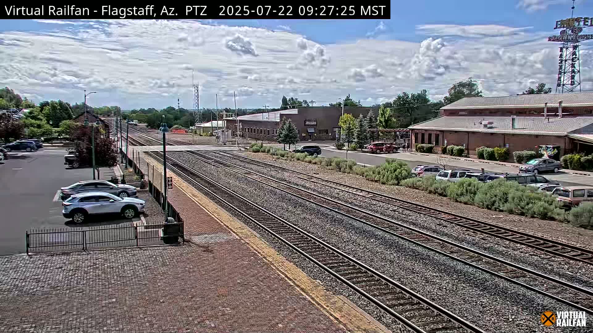 Flagstaff Amtrak Railroad Live Cam - Flagstaff, Coconino, Arizona, USA
