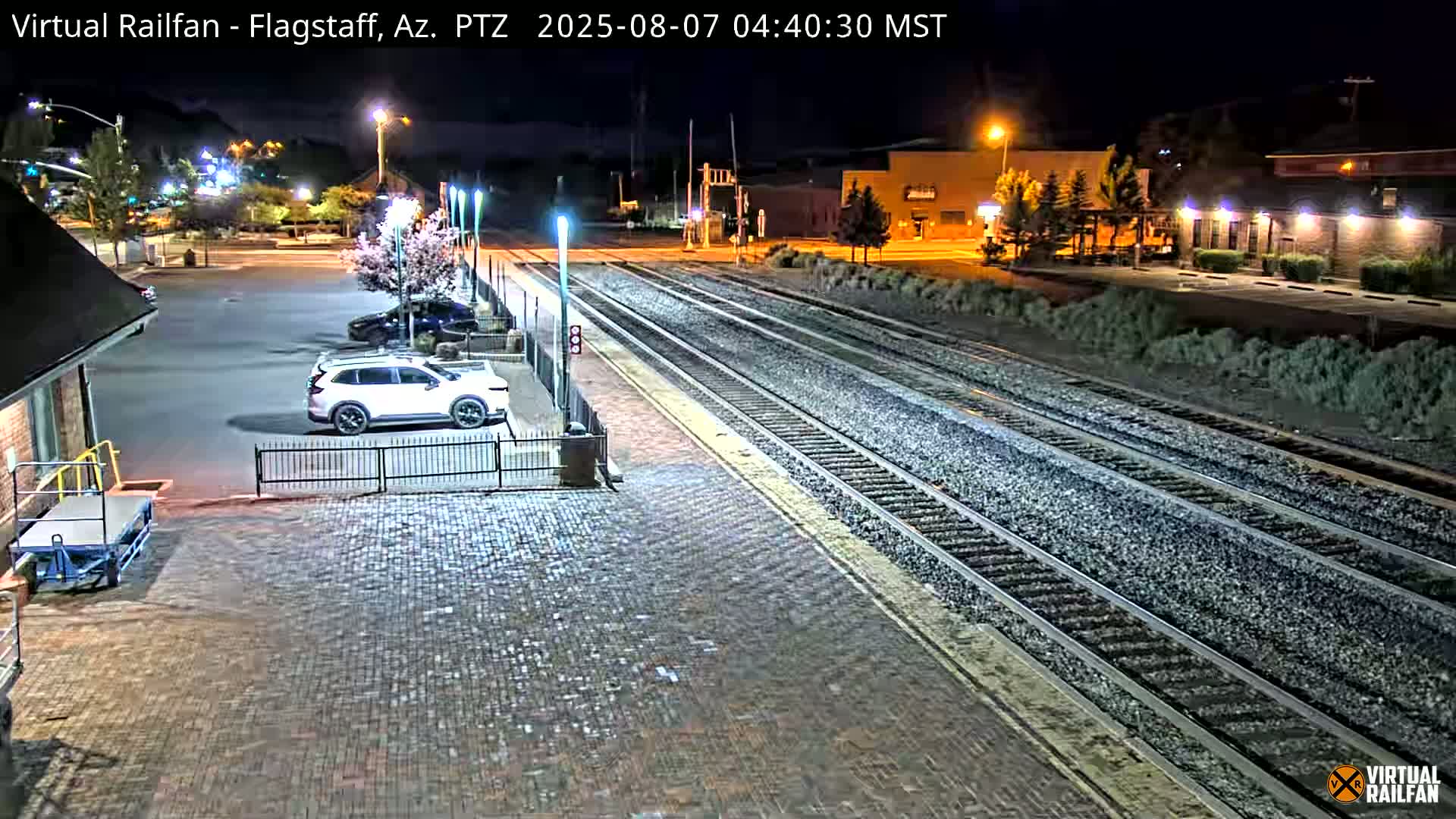 Flagstaff Amtrak Railroad Live Cam - Flagstaff, Coconino, Arizona, USA