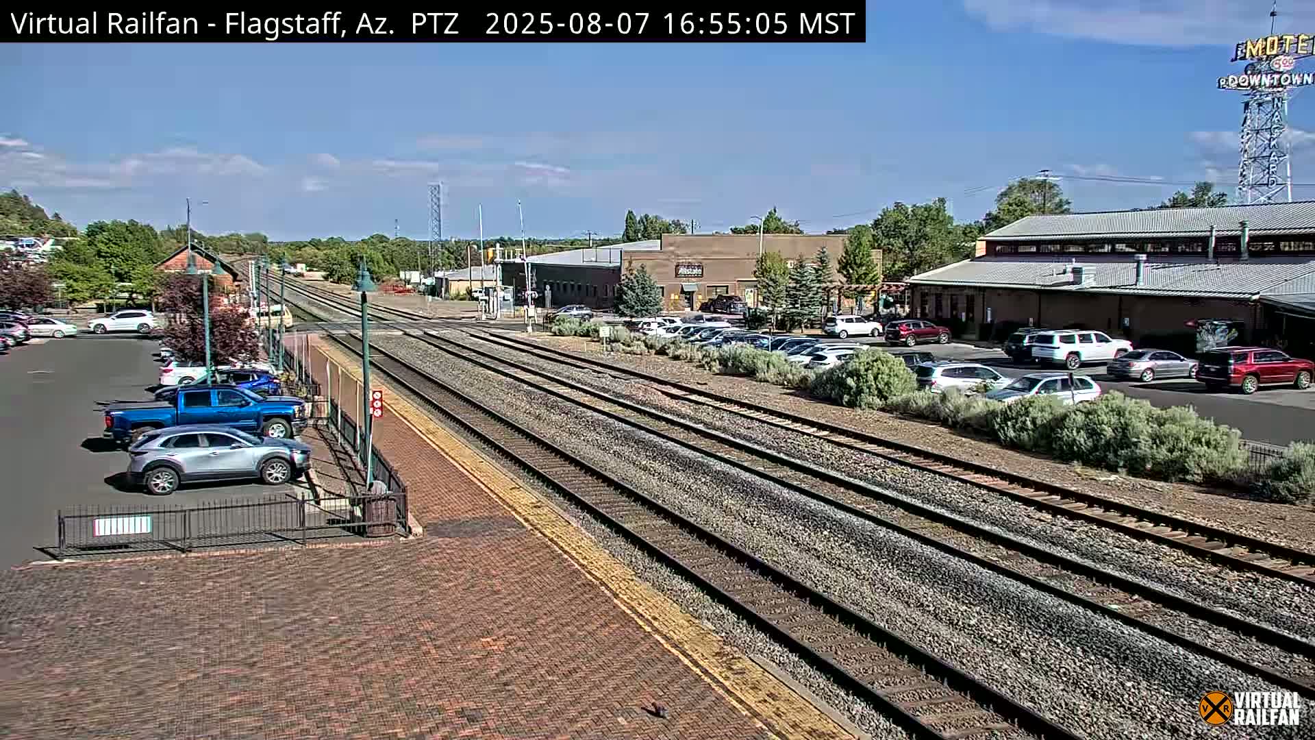 Flagstaff Amtrak Railroad Live Cam - Flagstaff, Coconino, Arizona, USA