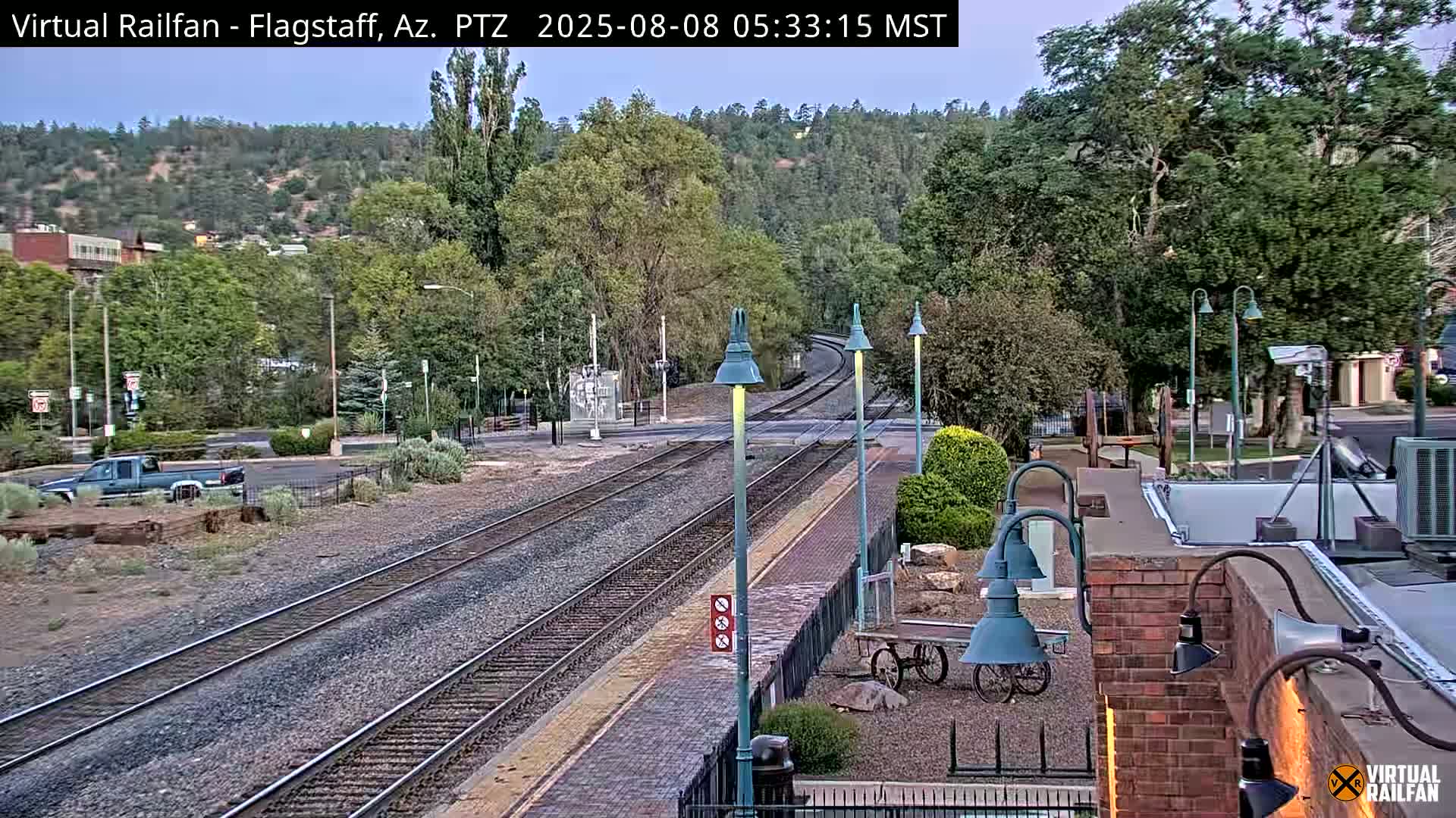 Flagstaff Amtrak Railroad Live Cam - Flagstaff, Coconino, Arizona, USA