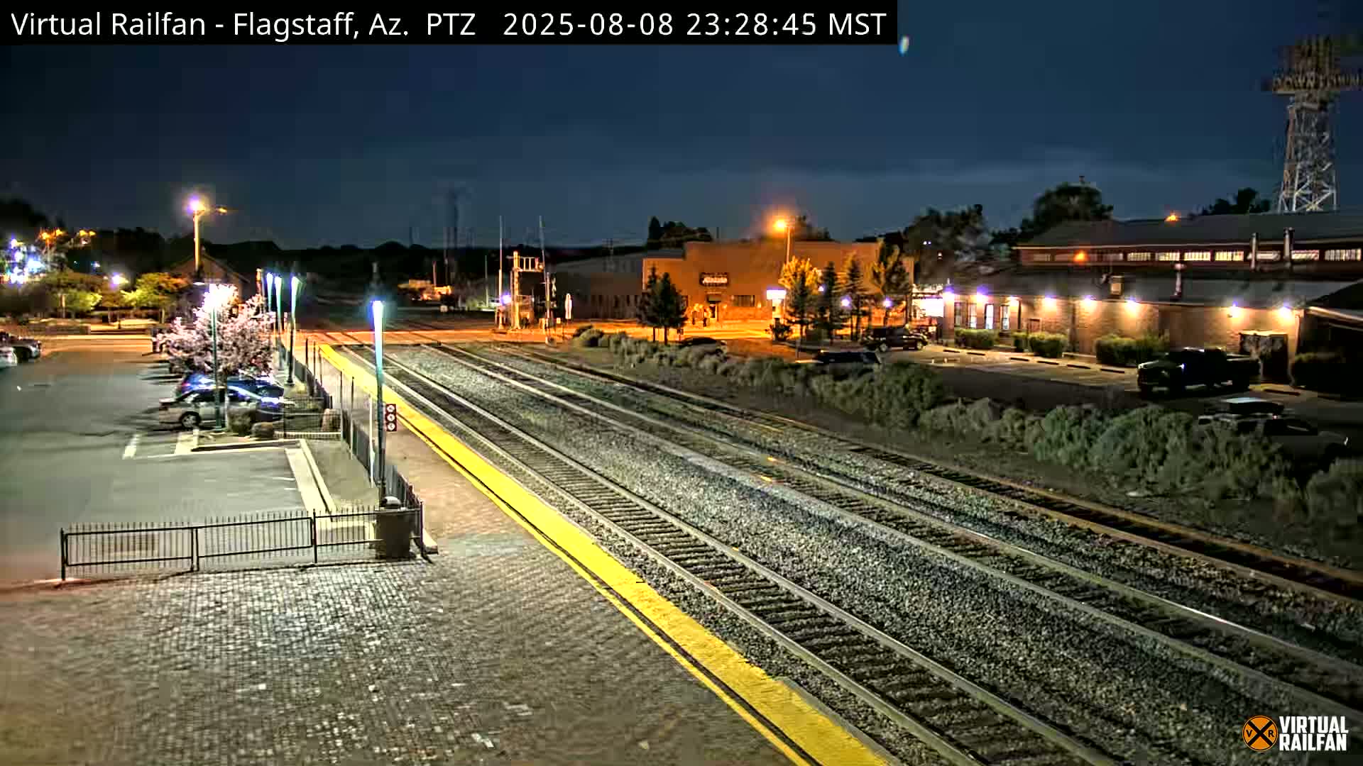 Flagstaff Amtrak Railroad Live Cam - Flagstaff, Coconino, Arizona, USA